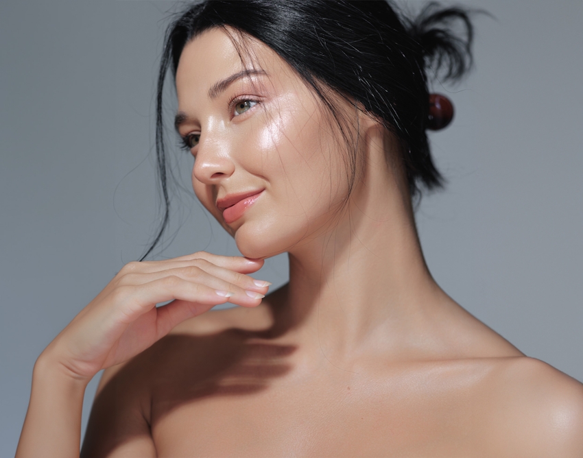 woman with clear skin