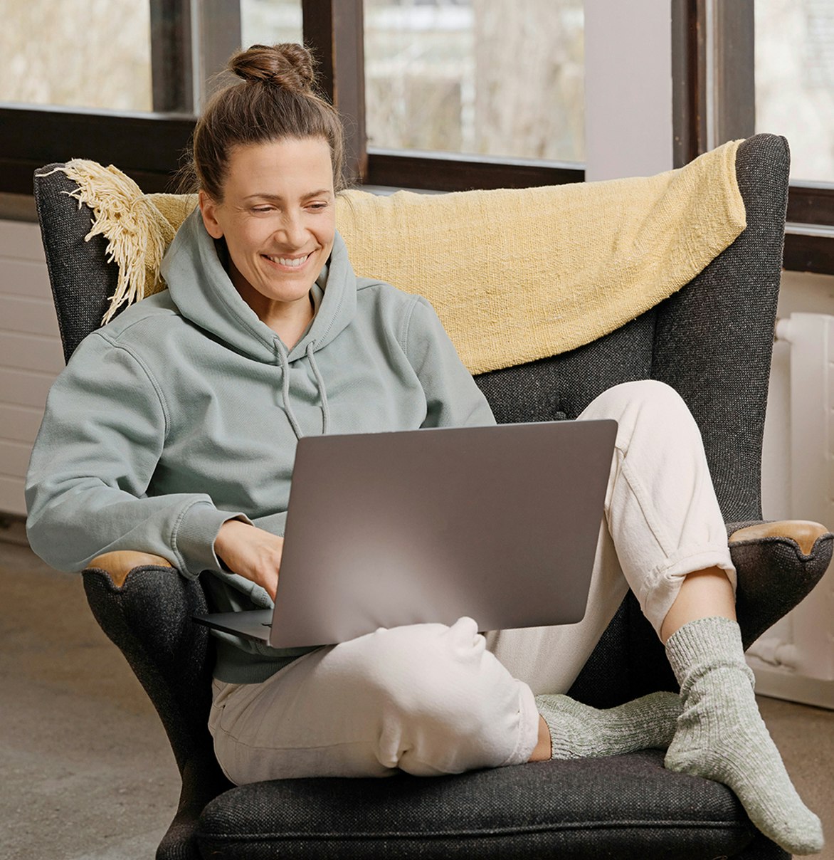 frau_am_laptop frau_am_laptop