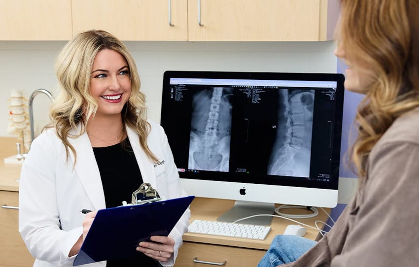 doctor talking ot a patient