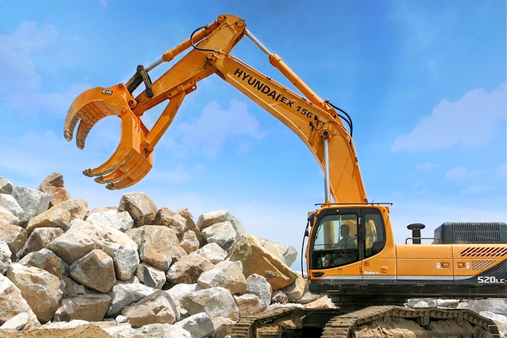 Heavy duty grapple in action