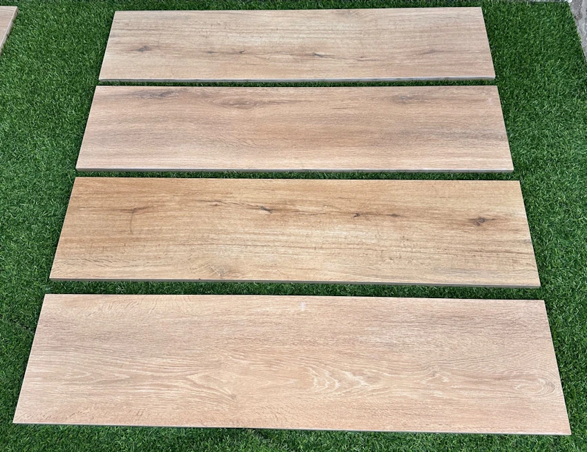   Pavimento in gres galleggiante effetto legno Firenze Naturale 29.5x121.5 2 cm di spessore