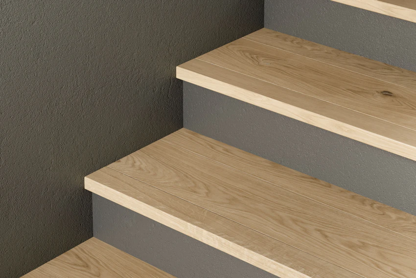Profilo in legno rovere verniciato squadrato