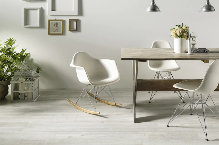 Pavimento in gres porcellanato legno White 20x120 1°Scelta