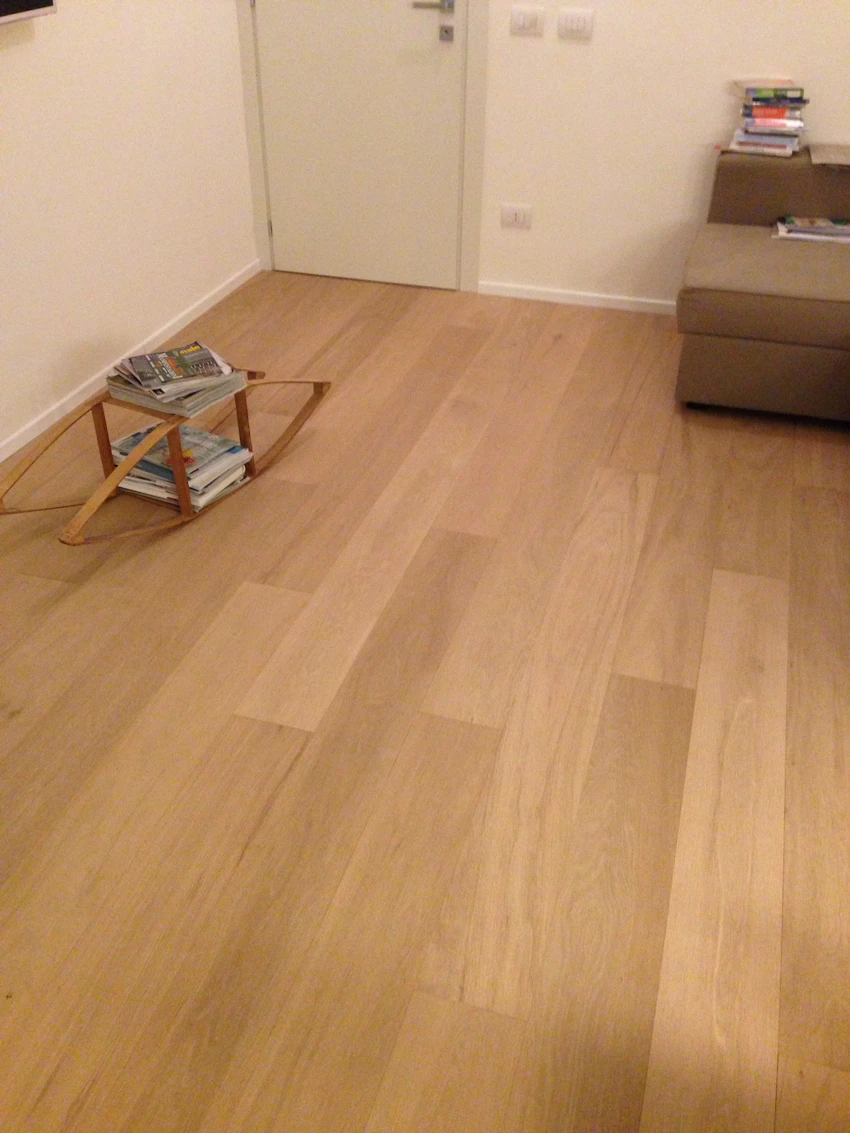 Pavimento in legno Plancia rovere Verniciato natura 