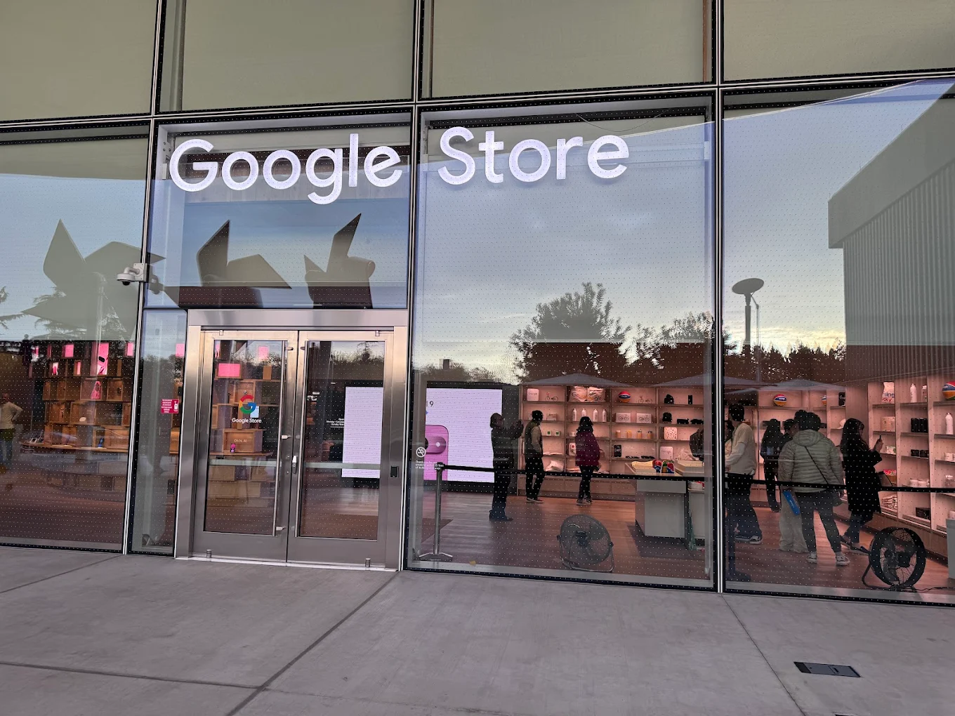 Google Mountain View Store Opening