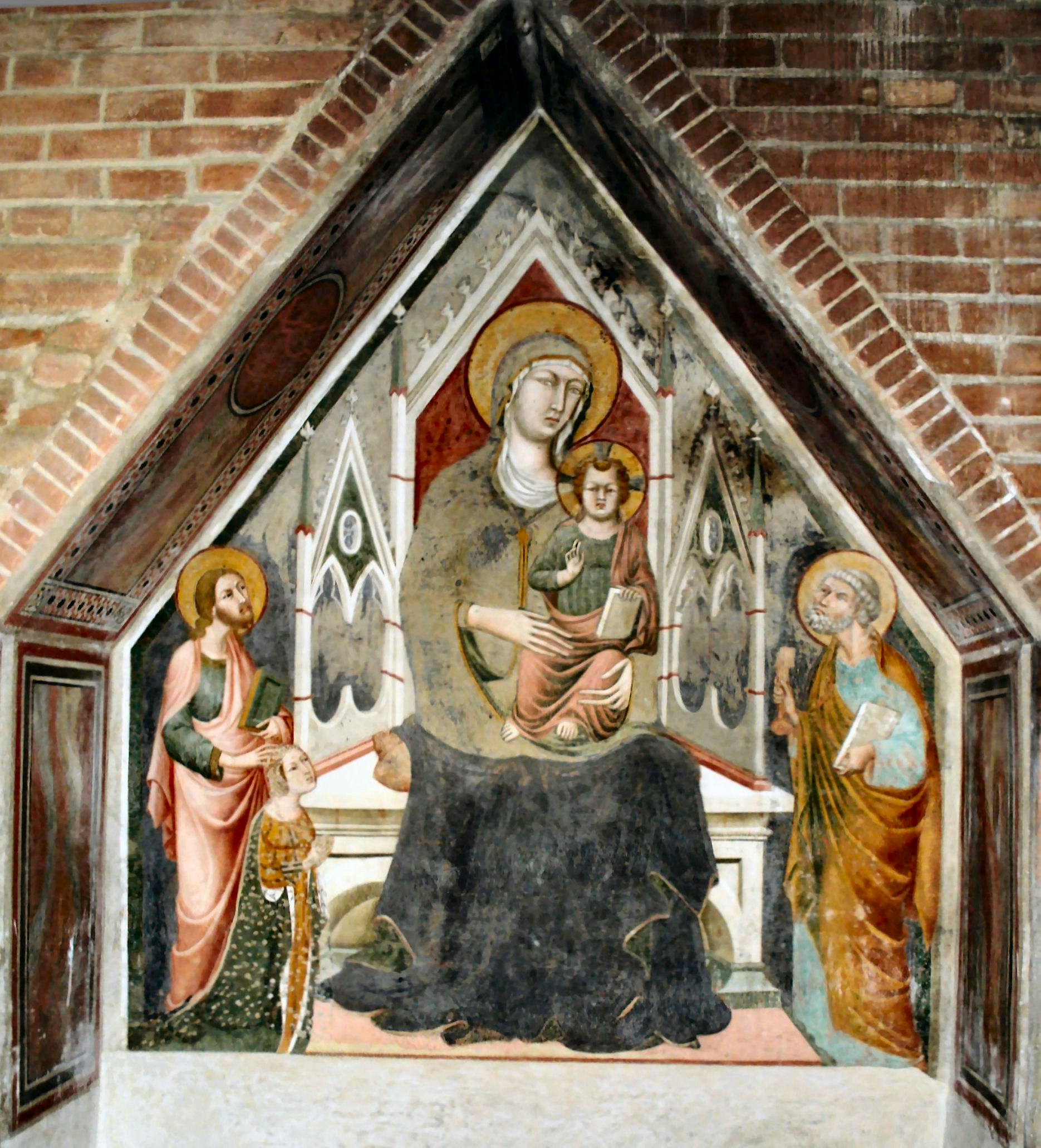 Memmo di Filippuccio, Madonna con Bambino in trono tra San Giacomo, San Pietro e una donatrice, secondo decennio del Trecento, Certaldo, Chiesa dei Santi Iacopo e Filippo 1