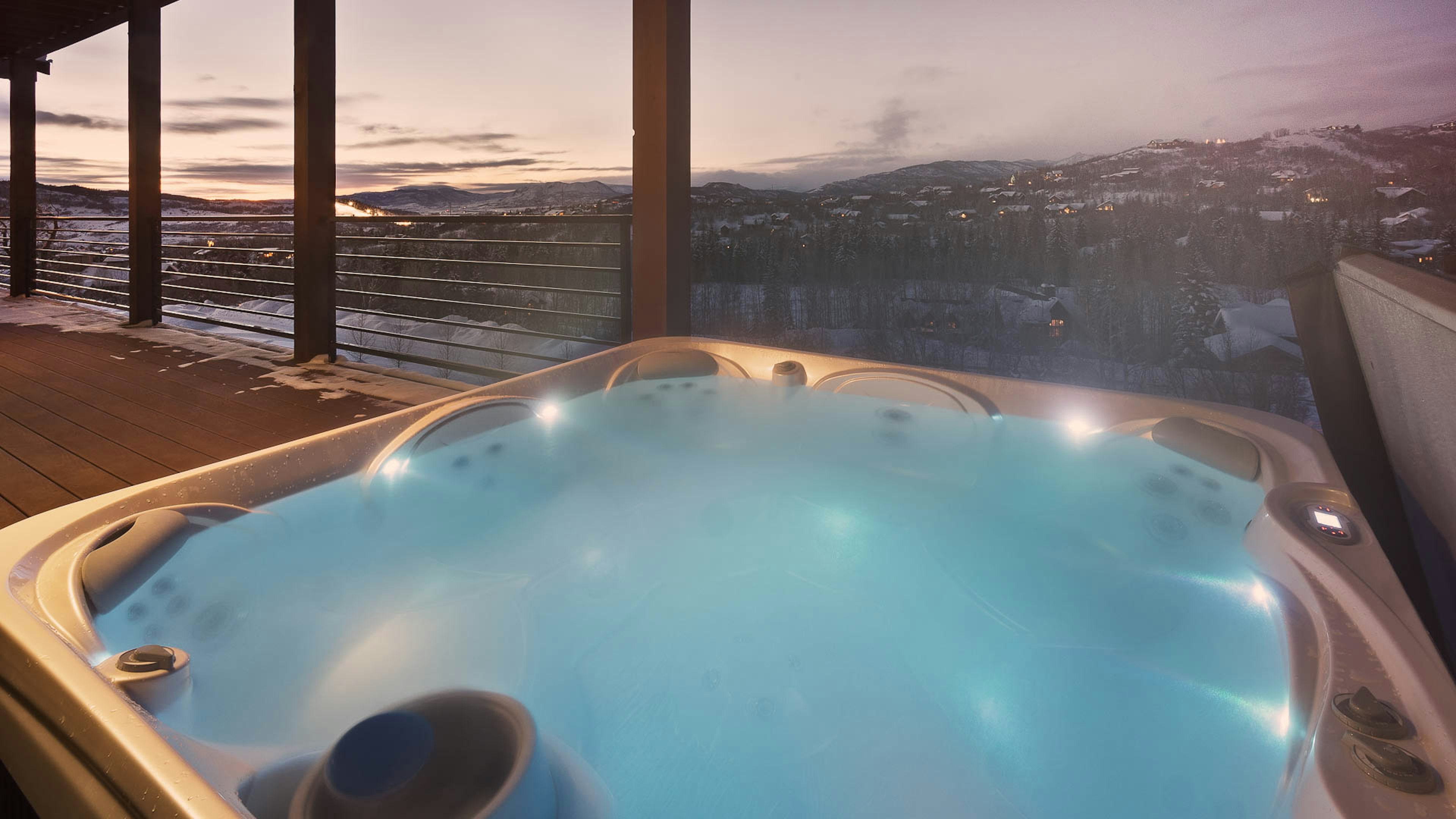 Private hot tub