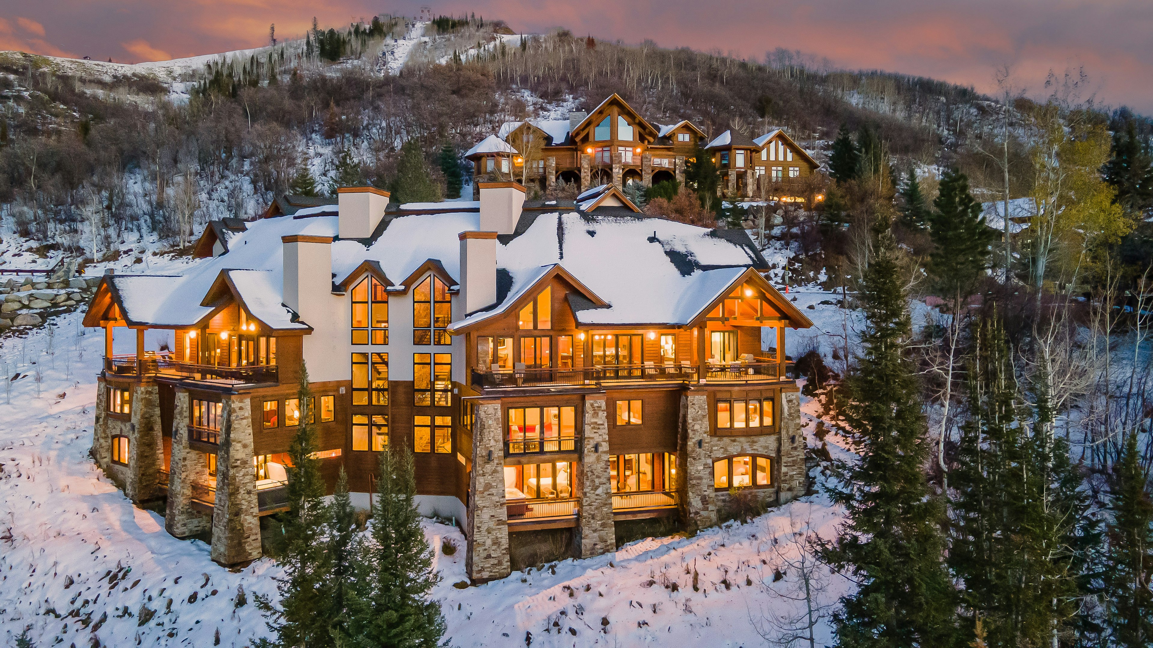Falconhead Lodge - South 1