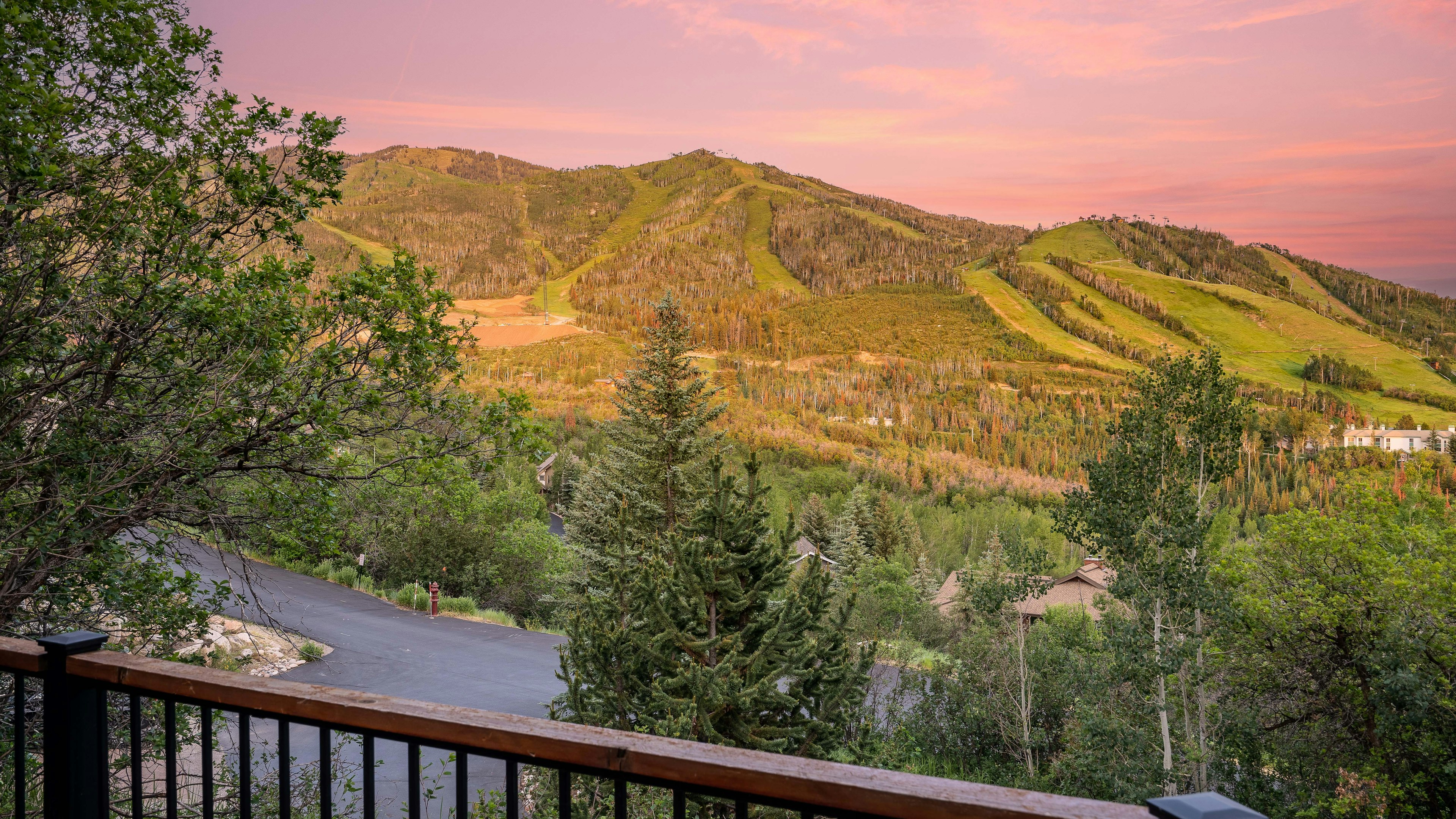 Glacier Lodge - East, photo 5
