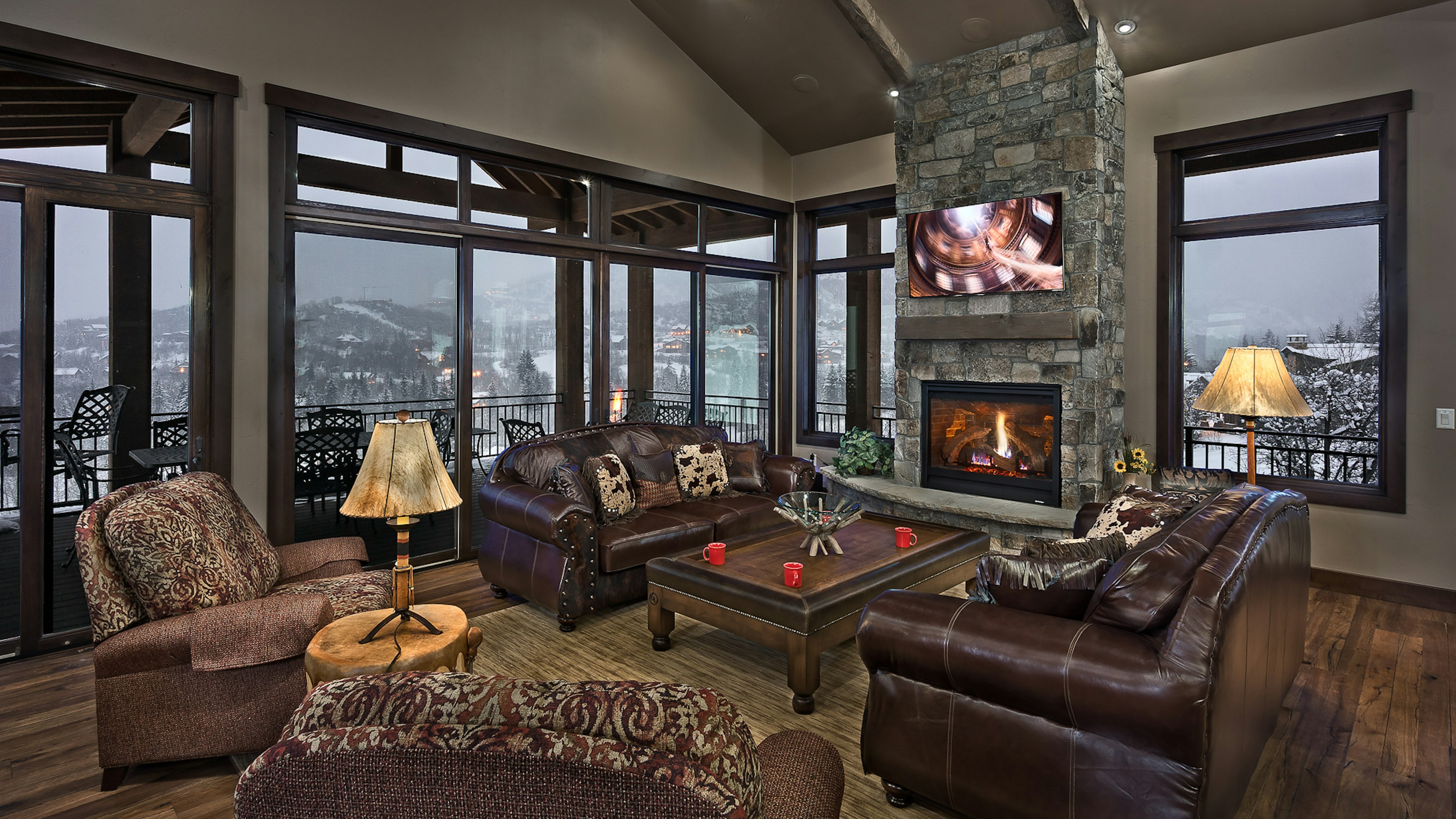 Graystone Lodge, photo 3