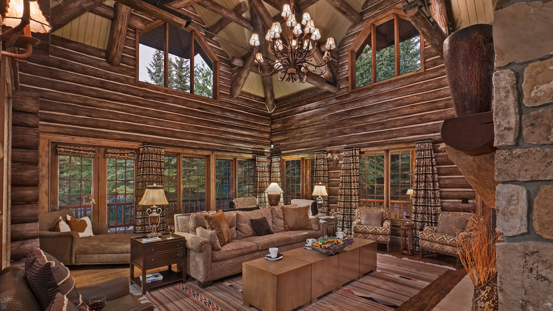 Pioneer Lodge photo 1