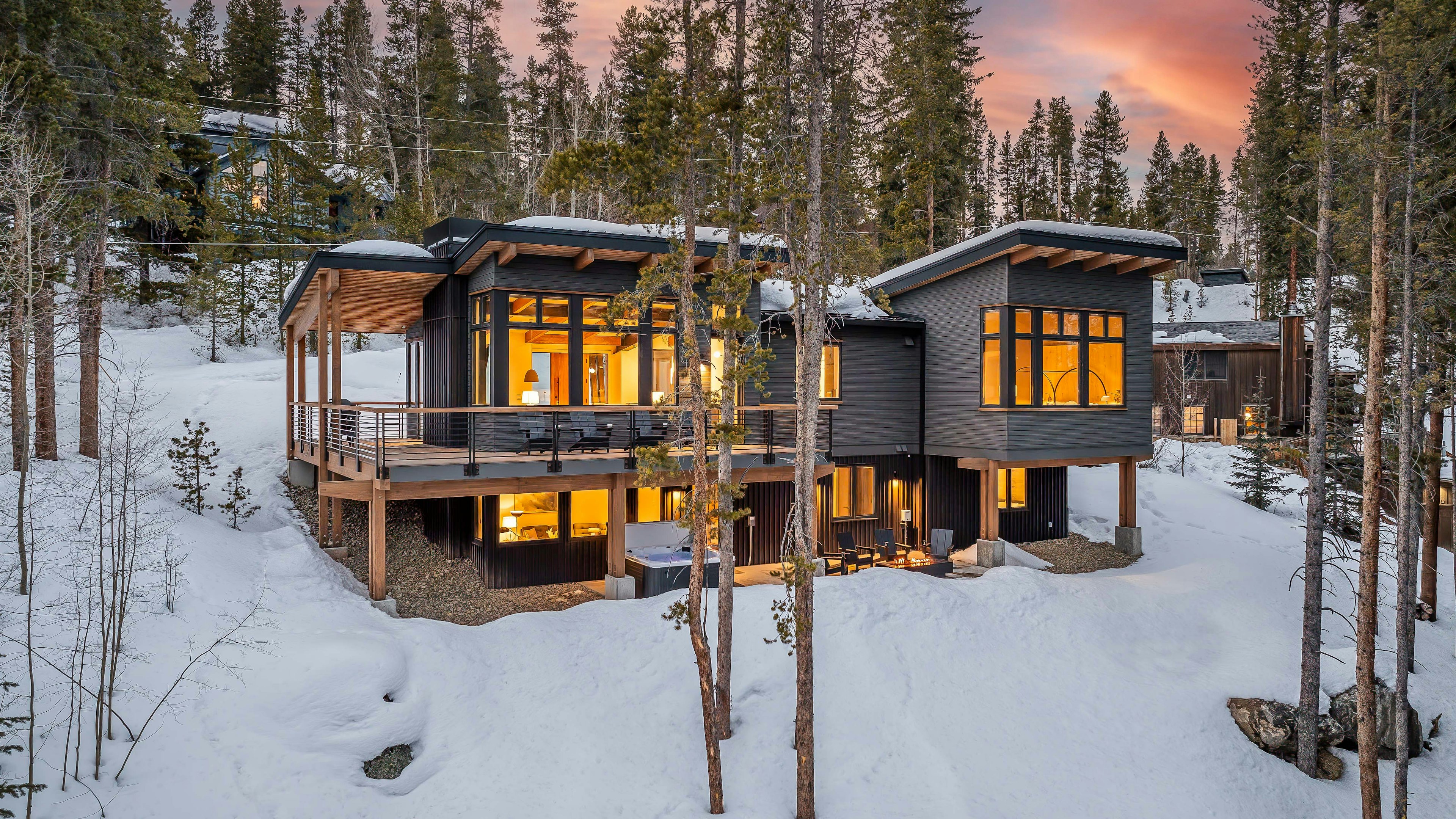 Blue Valley Chalet 1