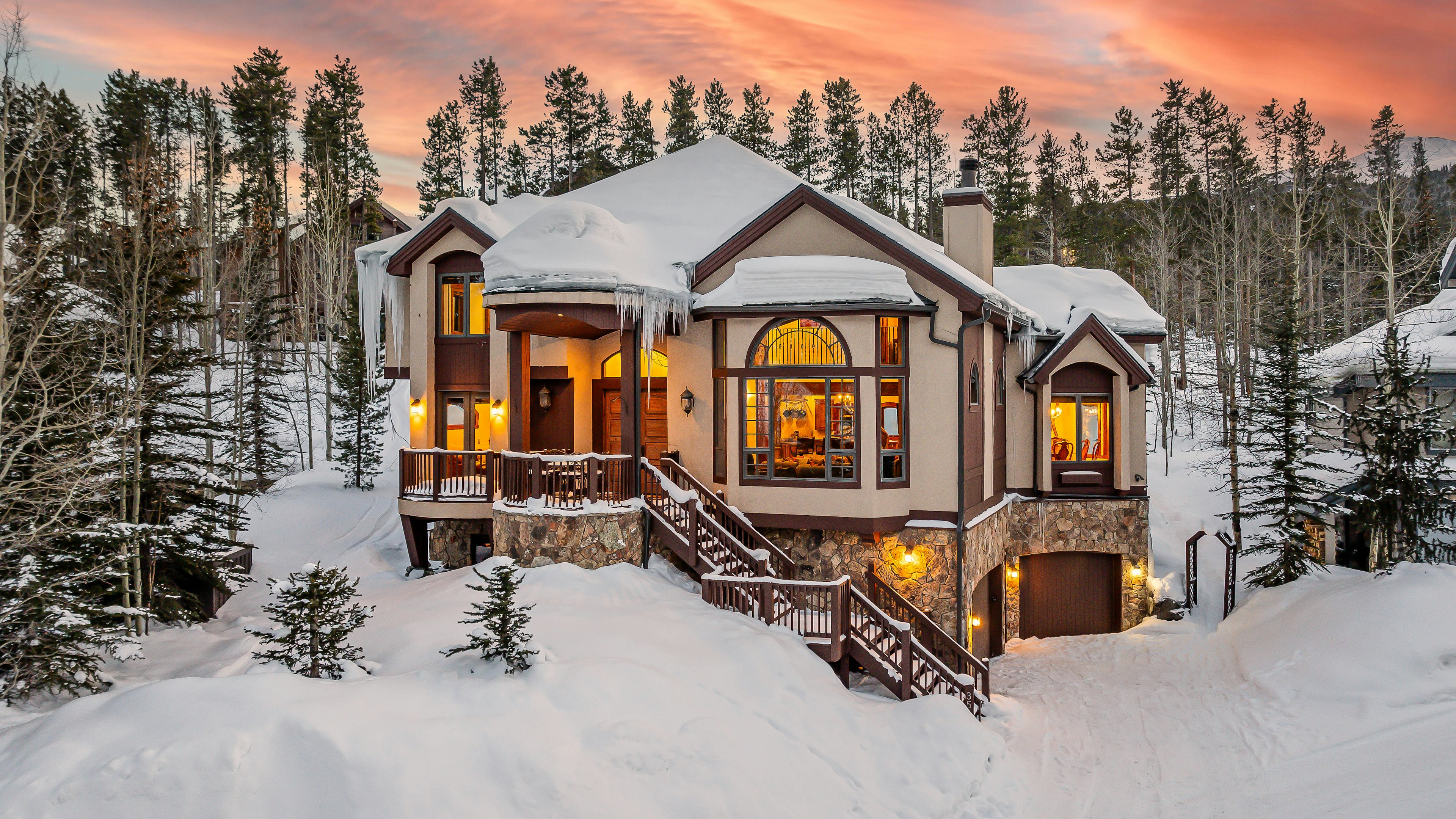 Boulder Ridge Retreat 1