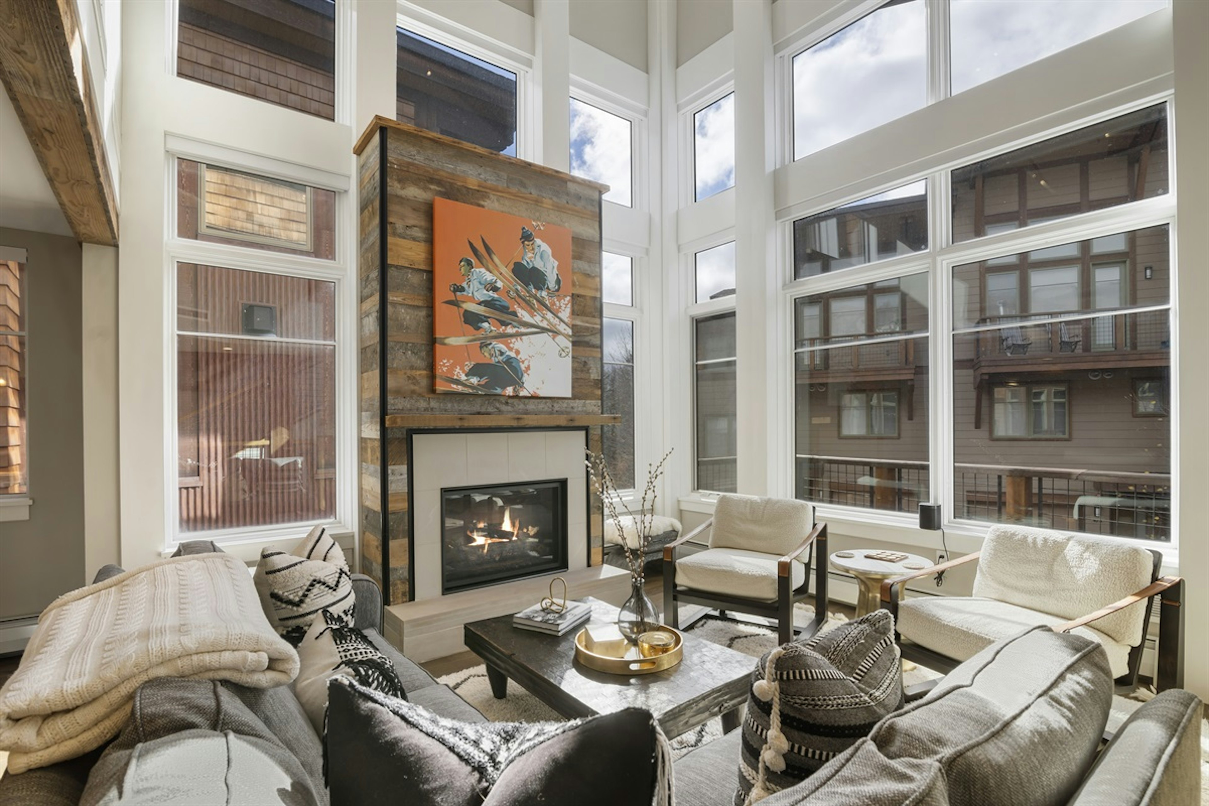 Floor to ceiling windows let the sunshine in