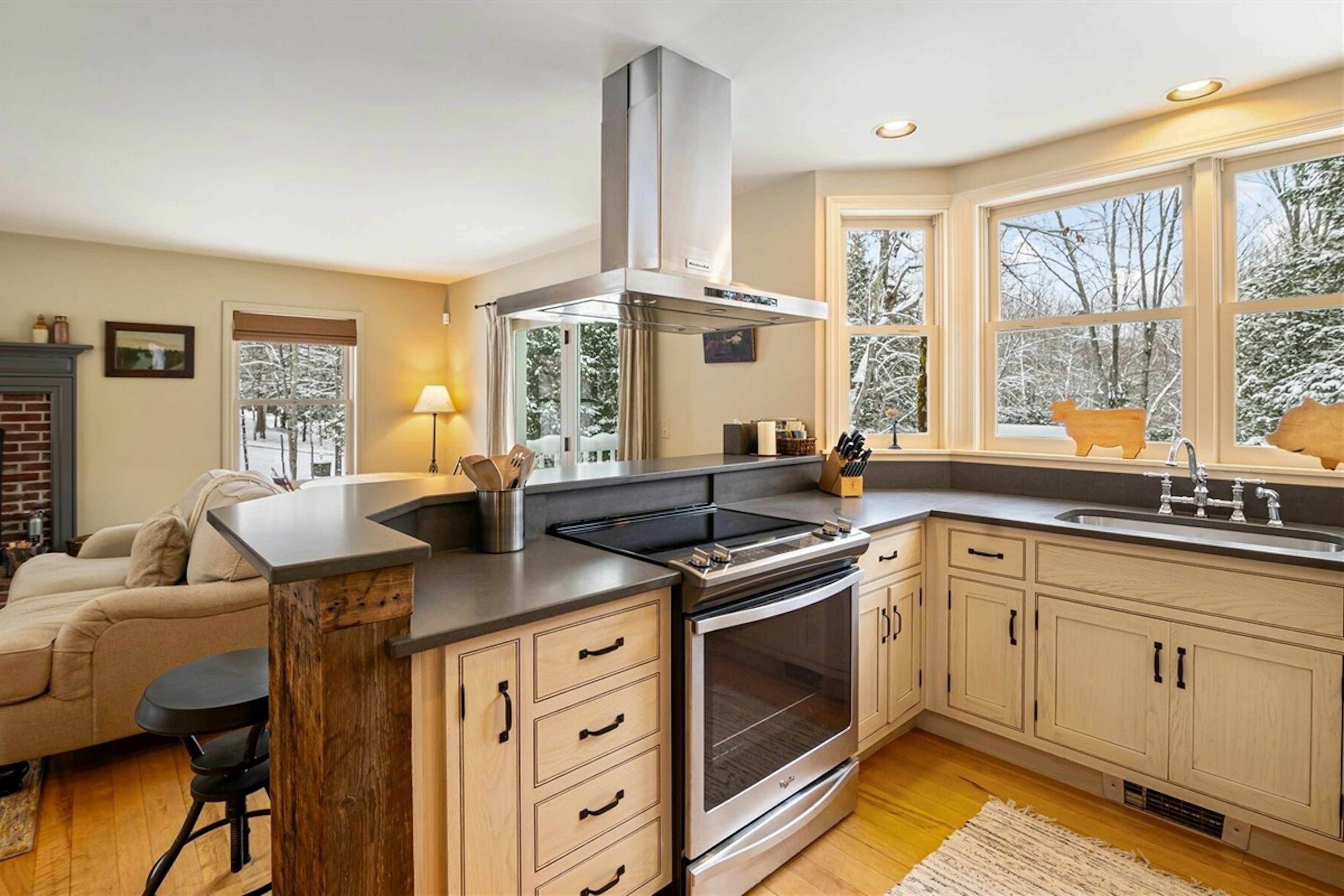 A-side Kitchen