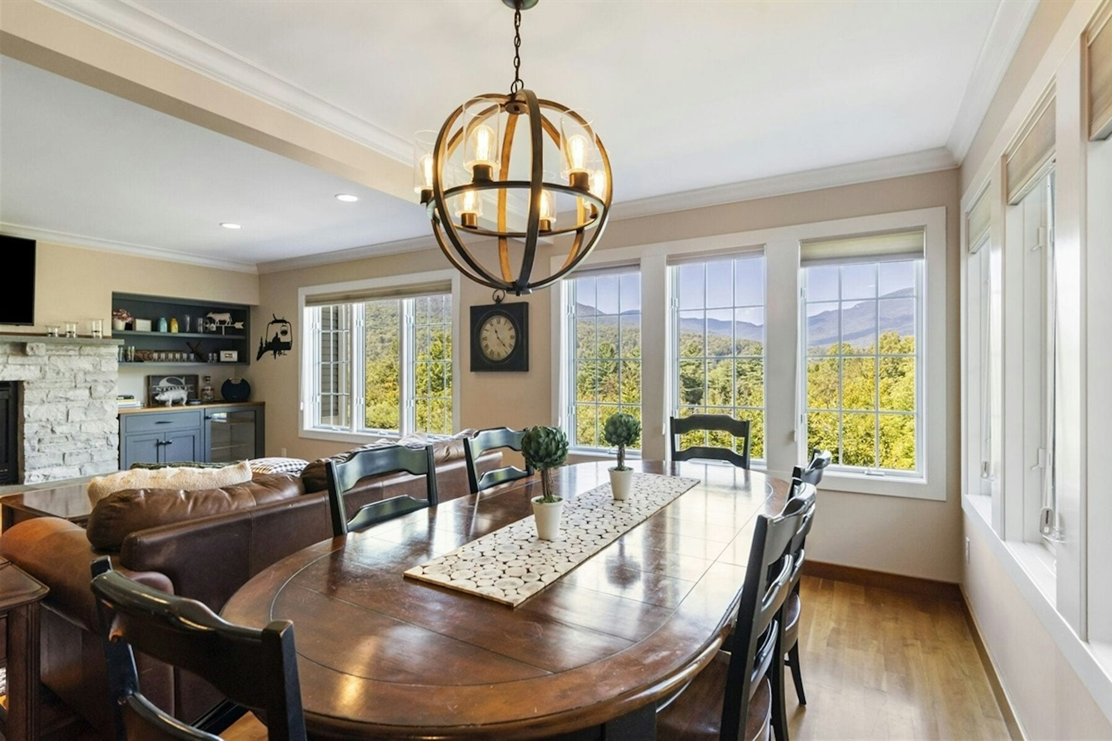 Stunning ridge views from both living room and dining table