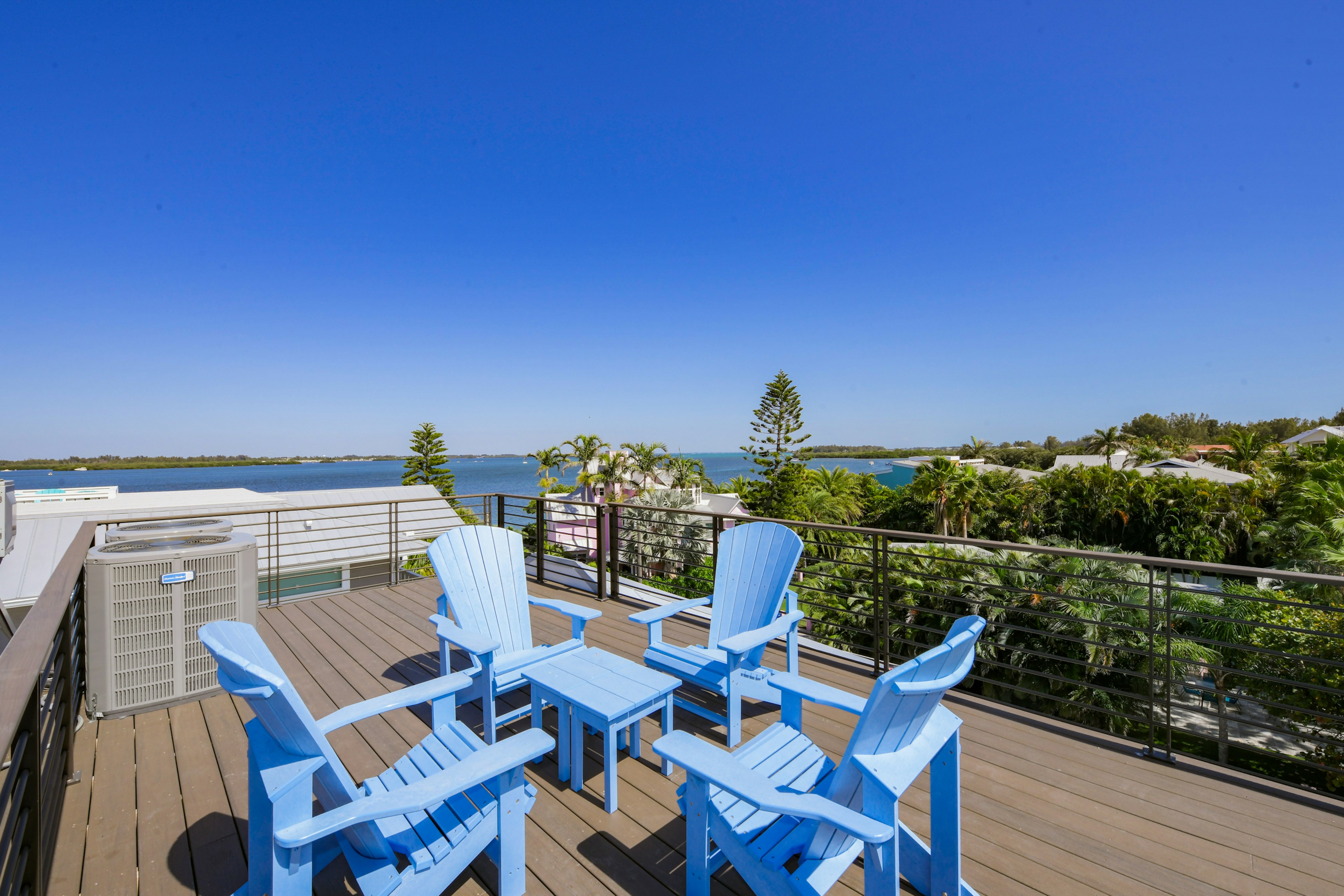 Rooftop Deck