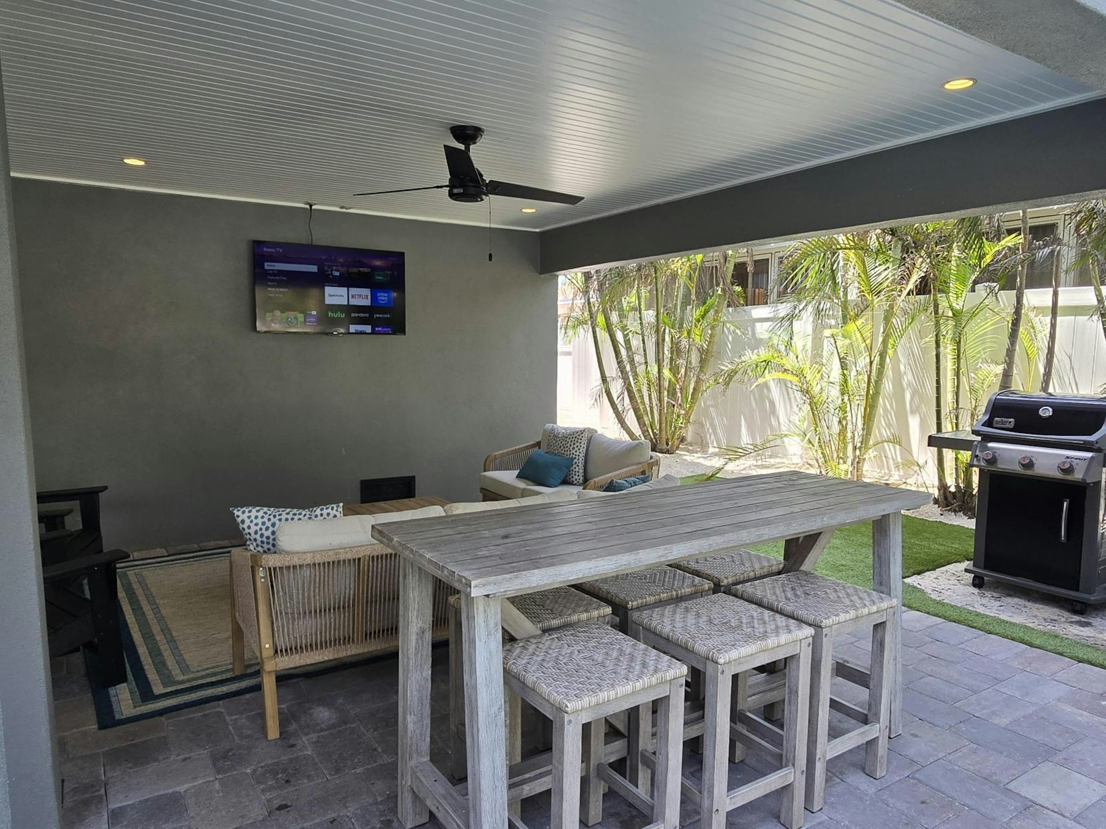 Outdoor Entertainment Lounge Spot - AMI Locals