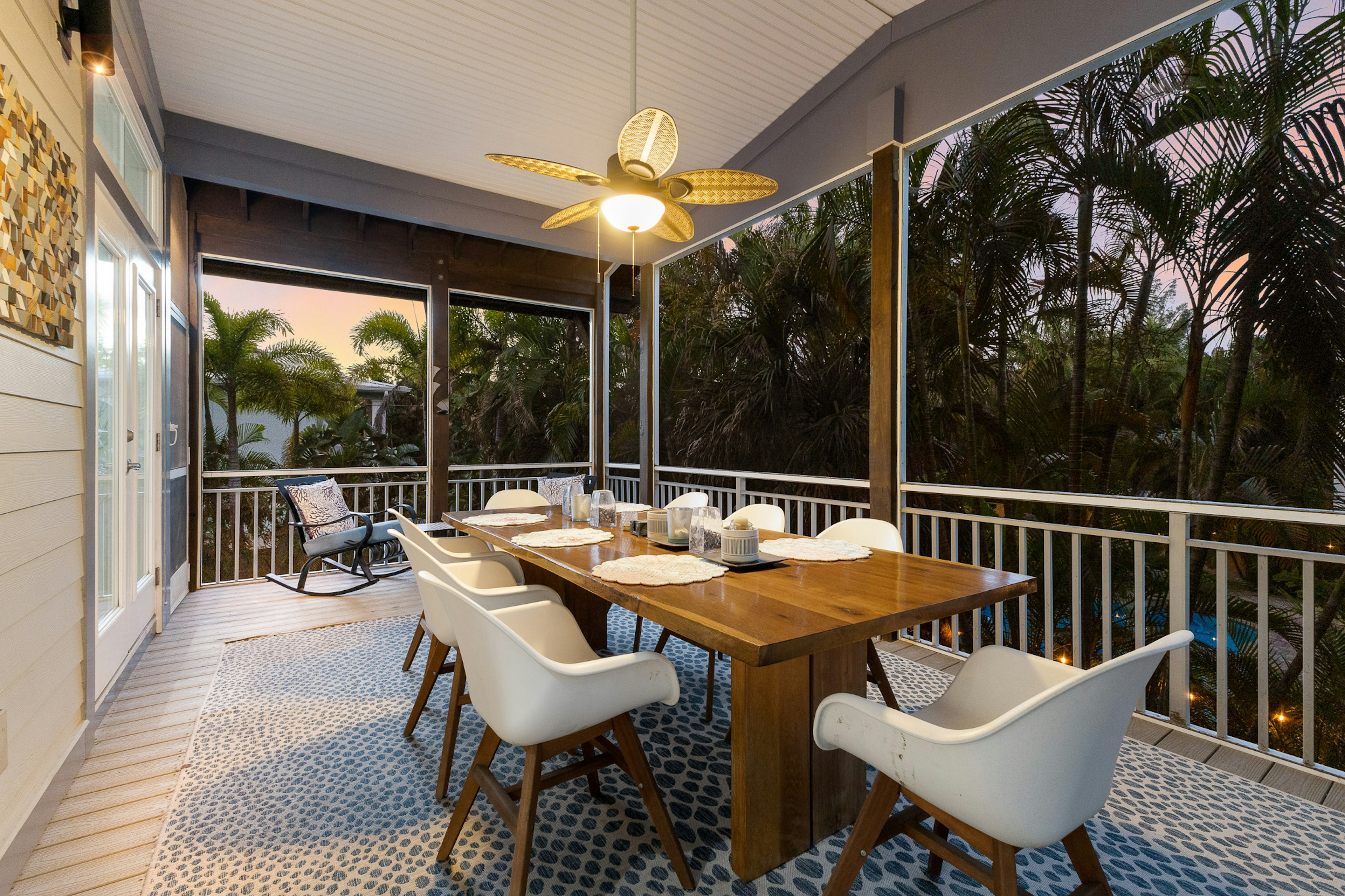 Balcony, Dining Area