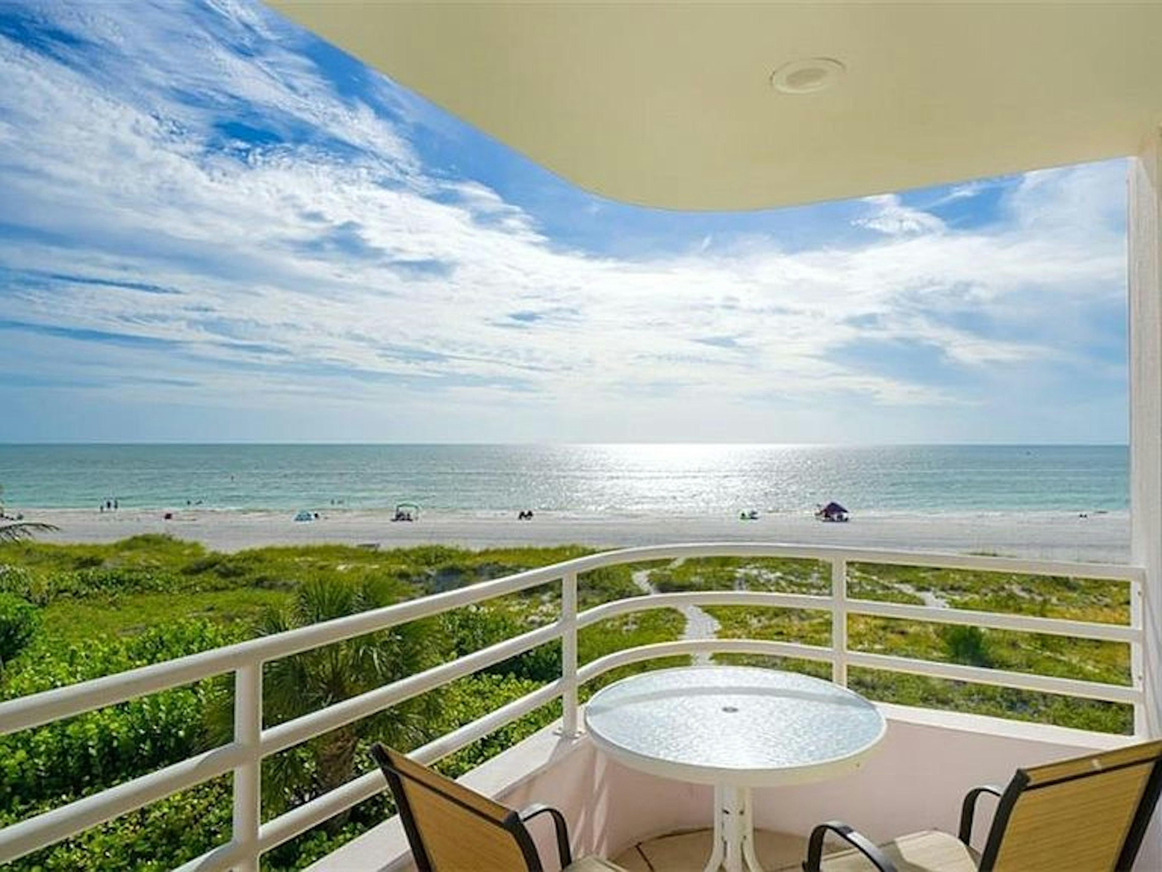Balcony with Seating