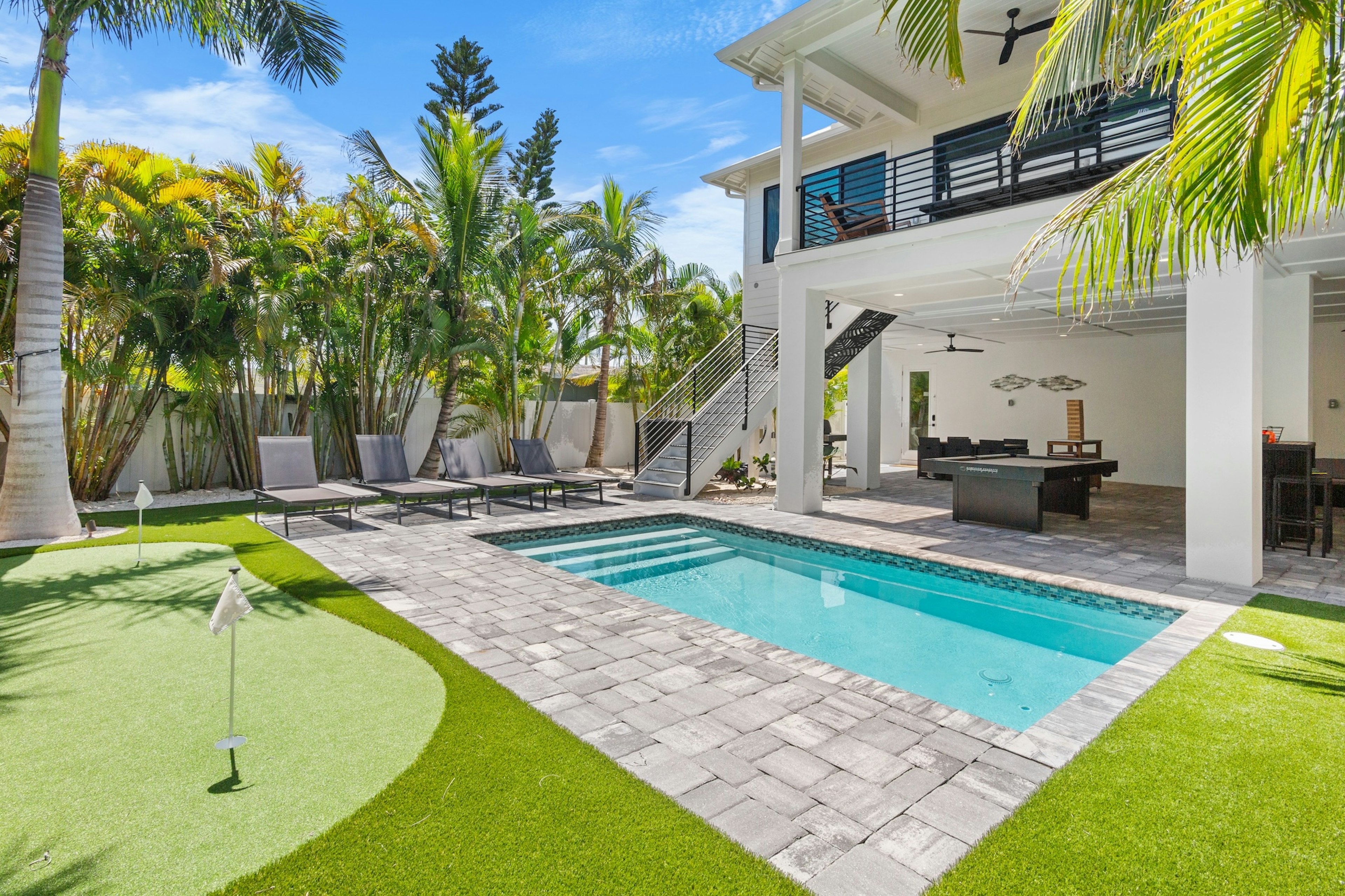 Three Little Birds Cottage by Anna Maria Island Accommodations