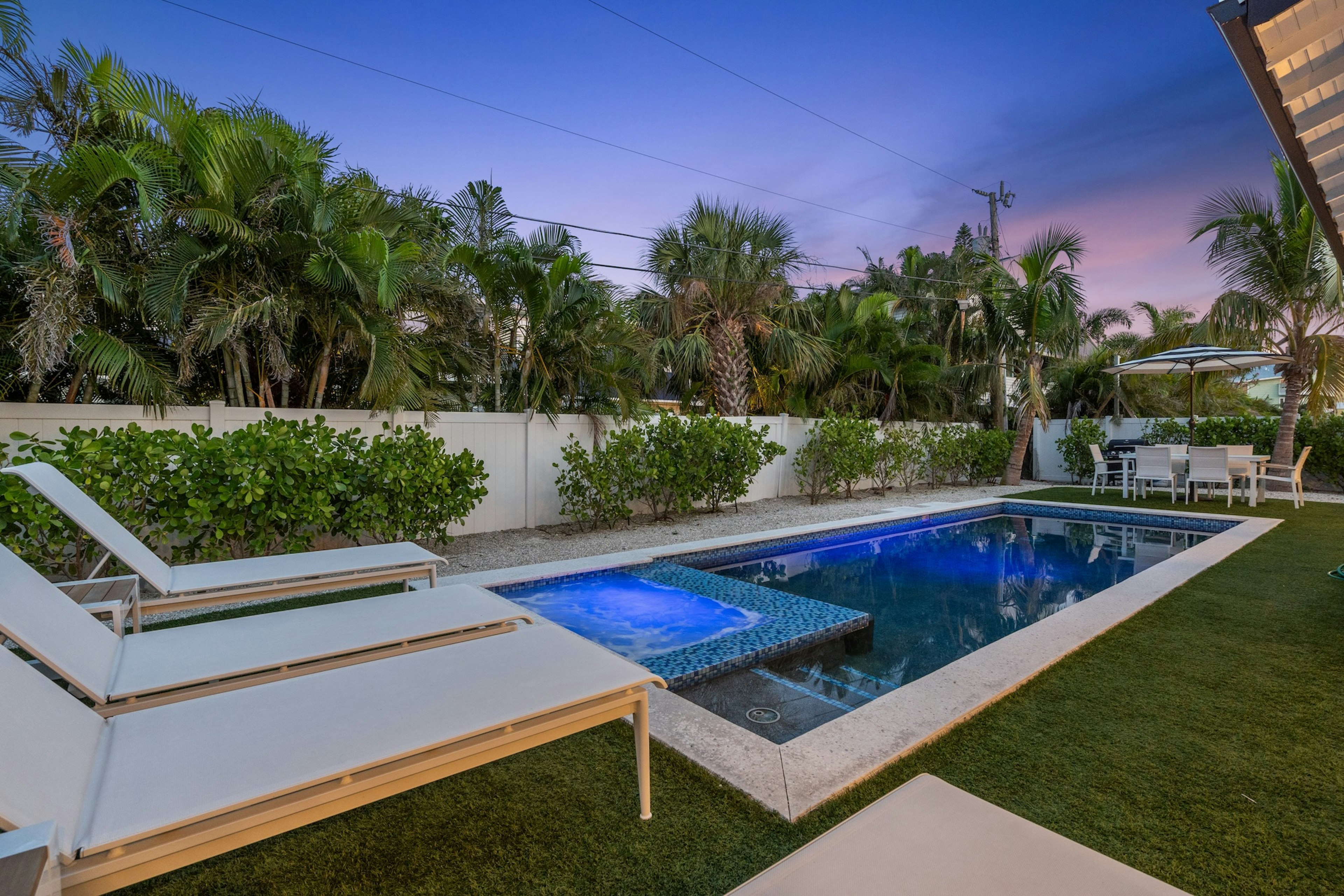 Poolside Loungers