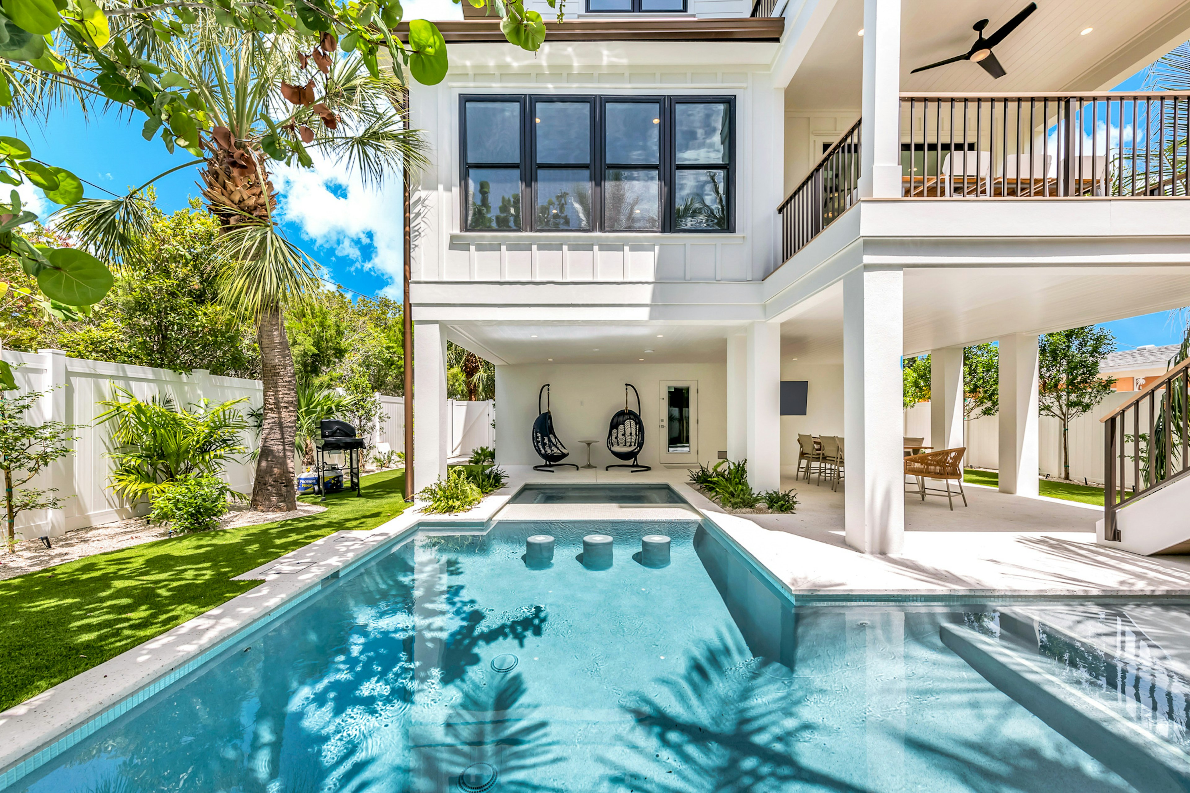 Private Pool and Lounge Area