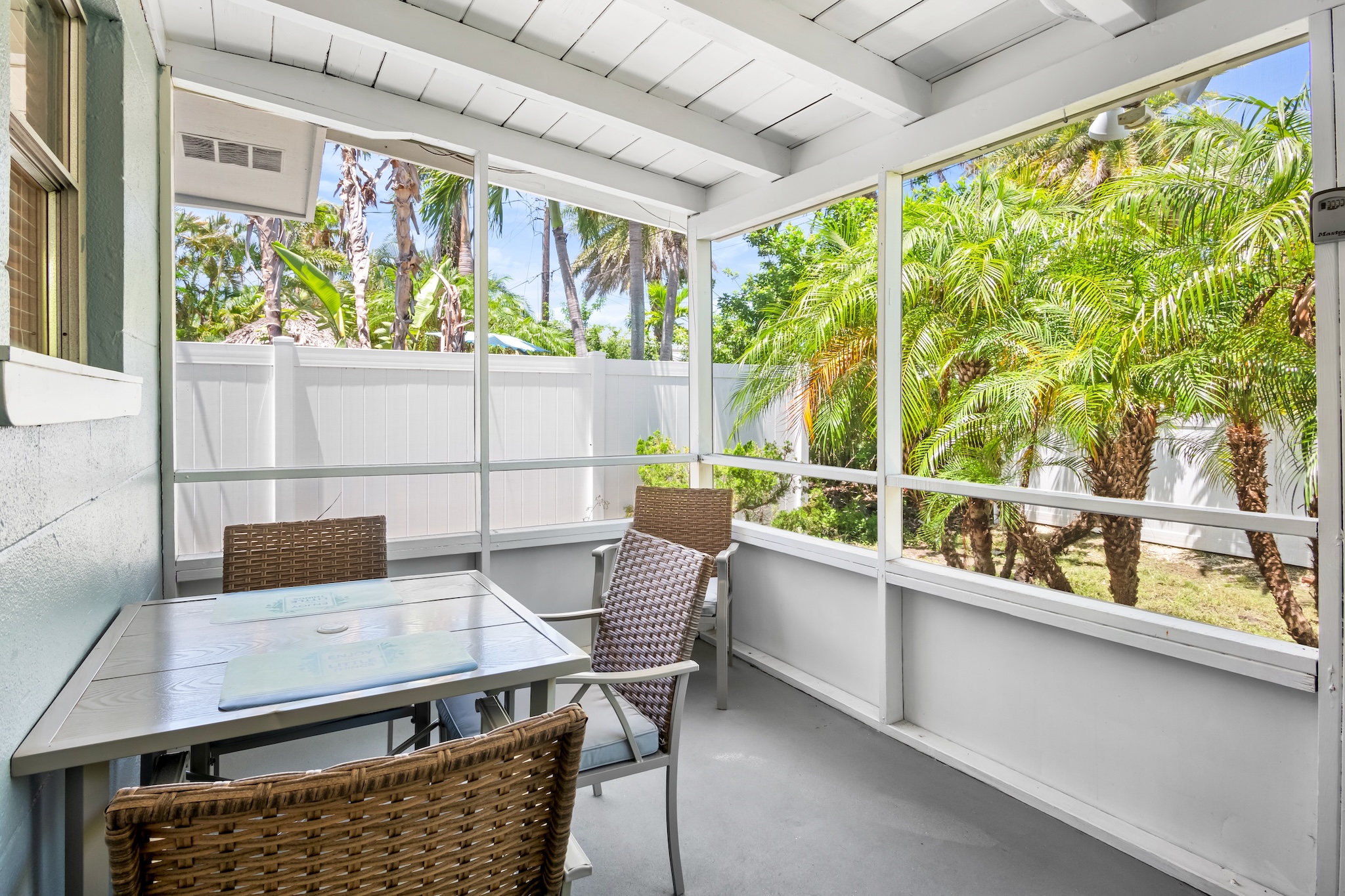 A Place in Paradise Unit B photo 4