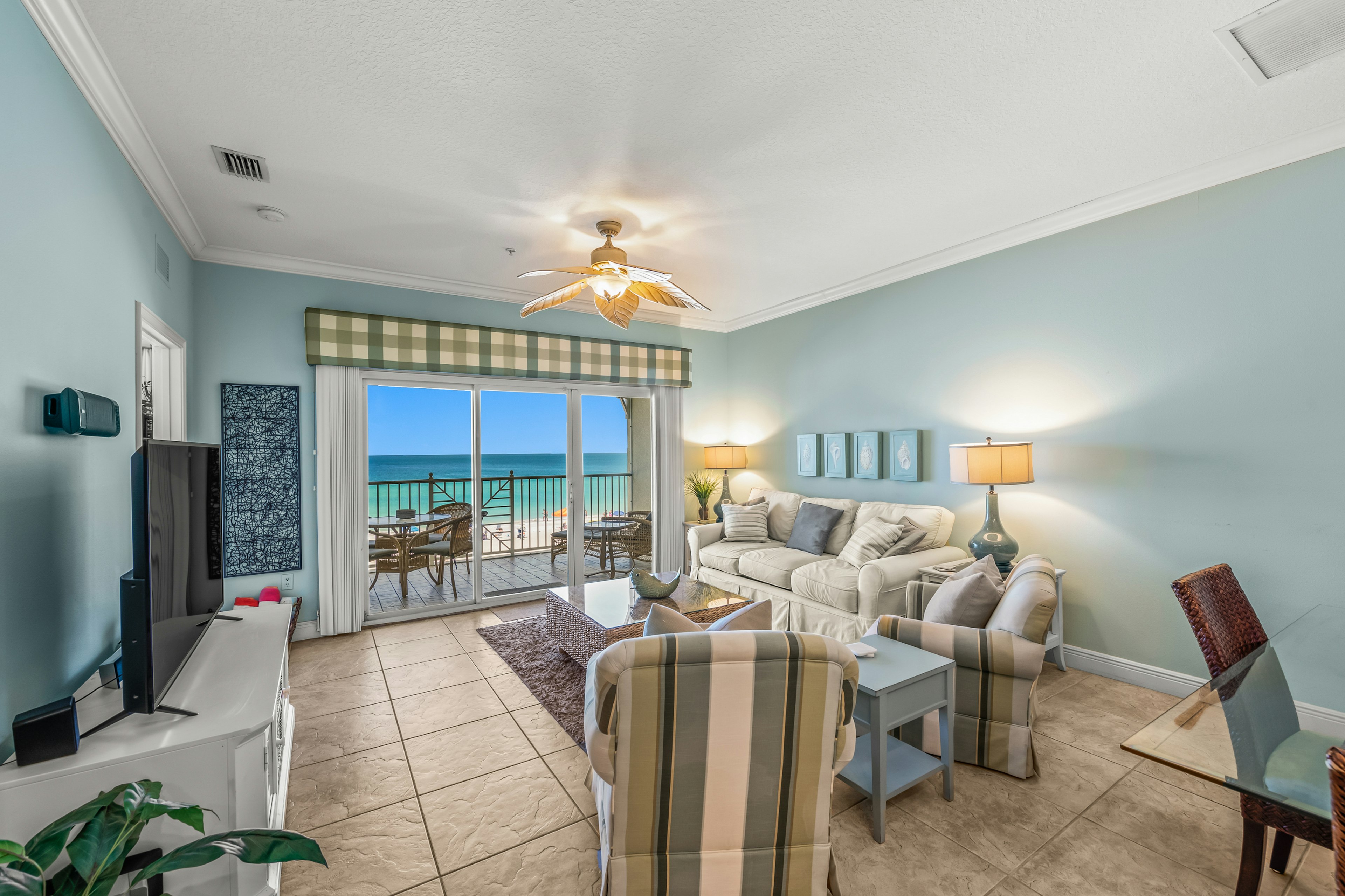 Living Area - Gulf Views