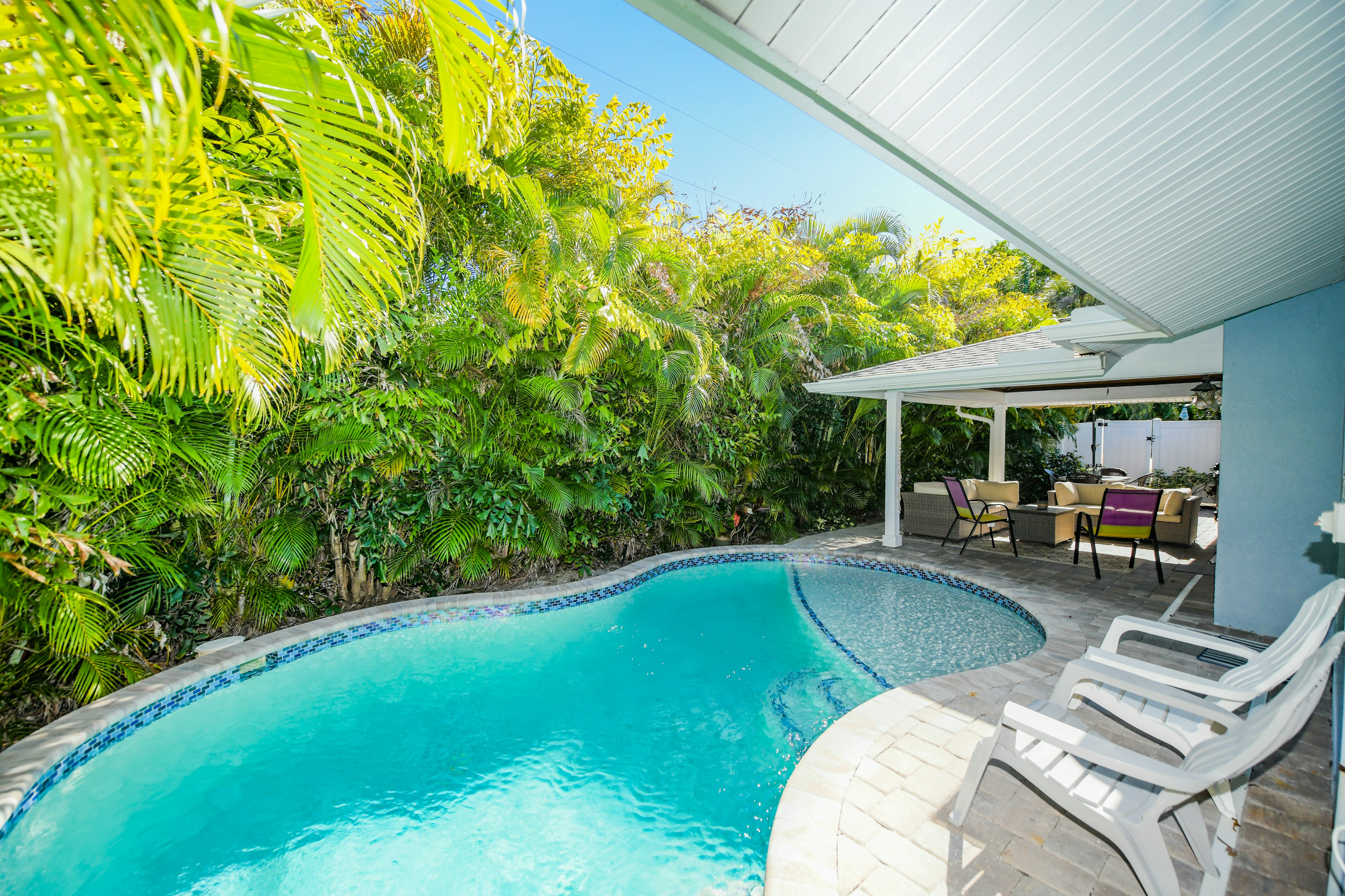 Private Pool Lounge Area