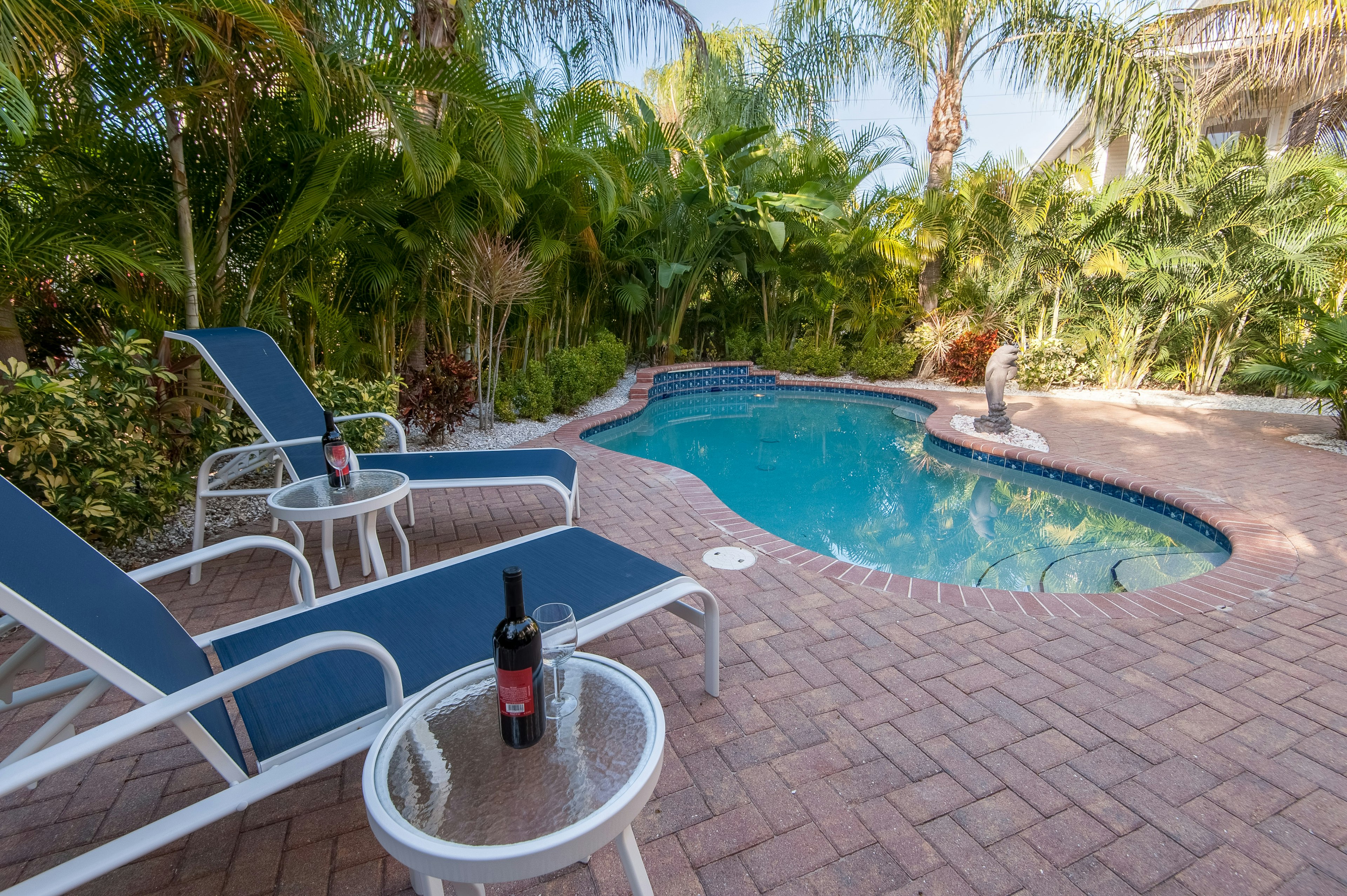 Private Pool - Sugar Beach