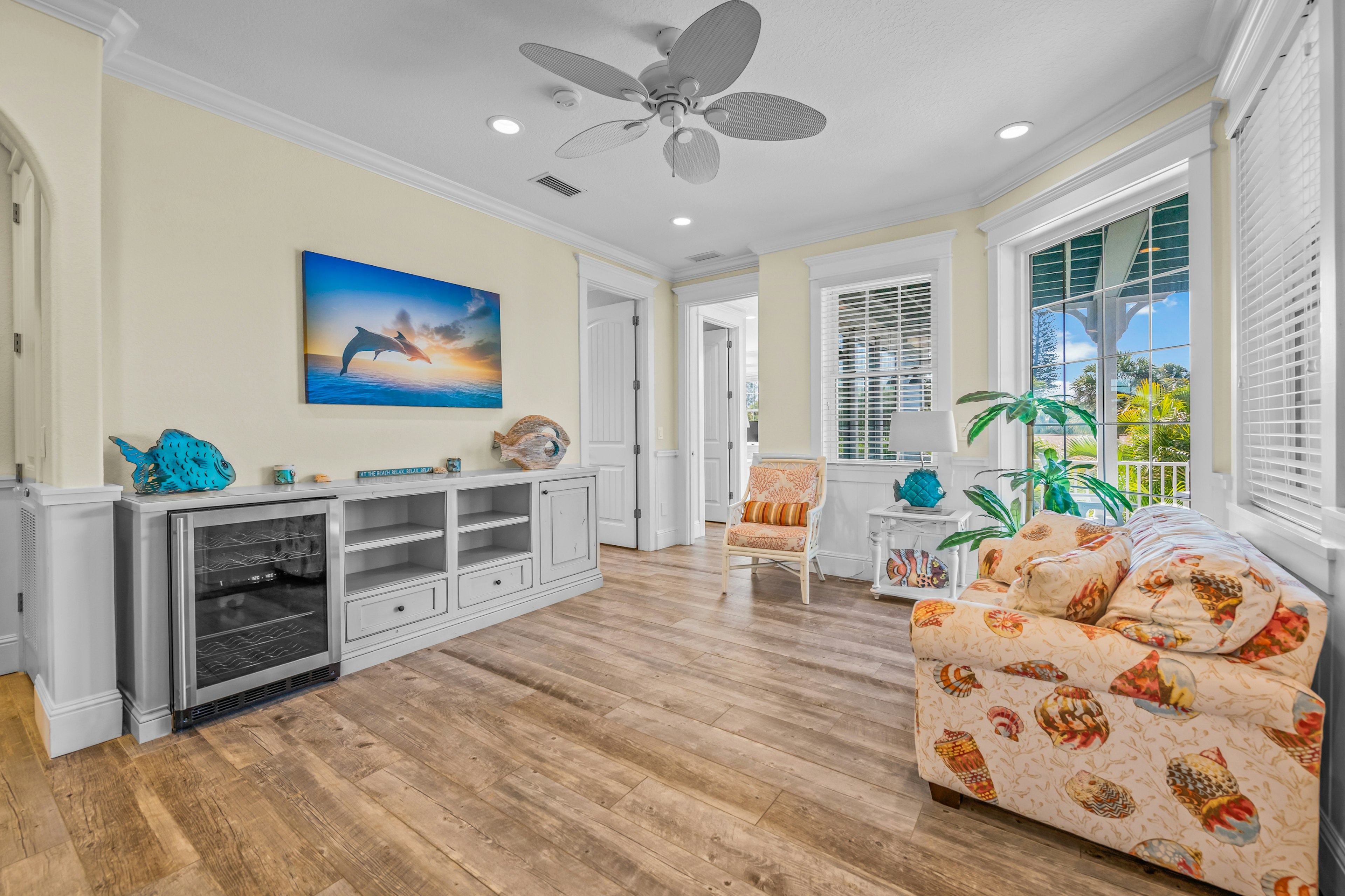 Upstairs Living Area