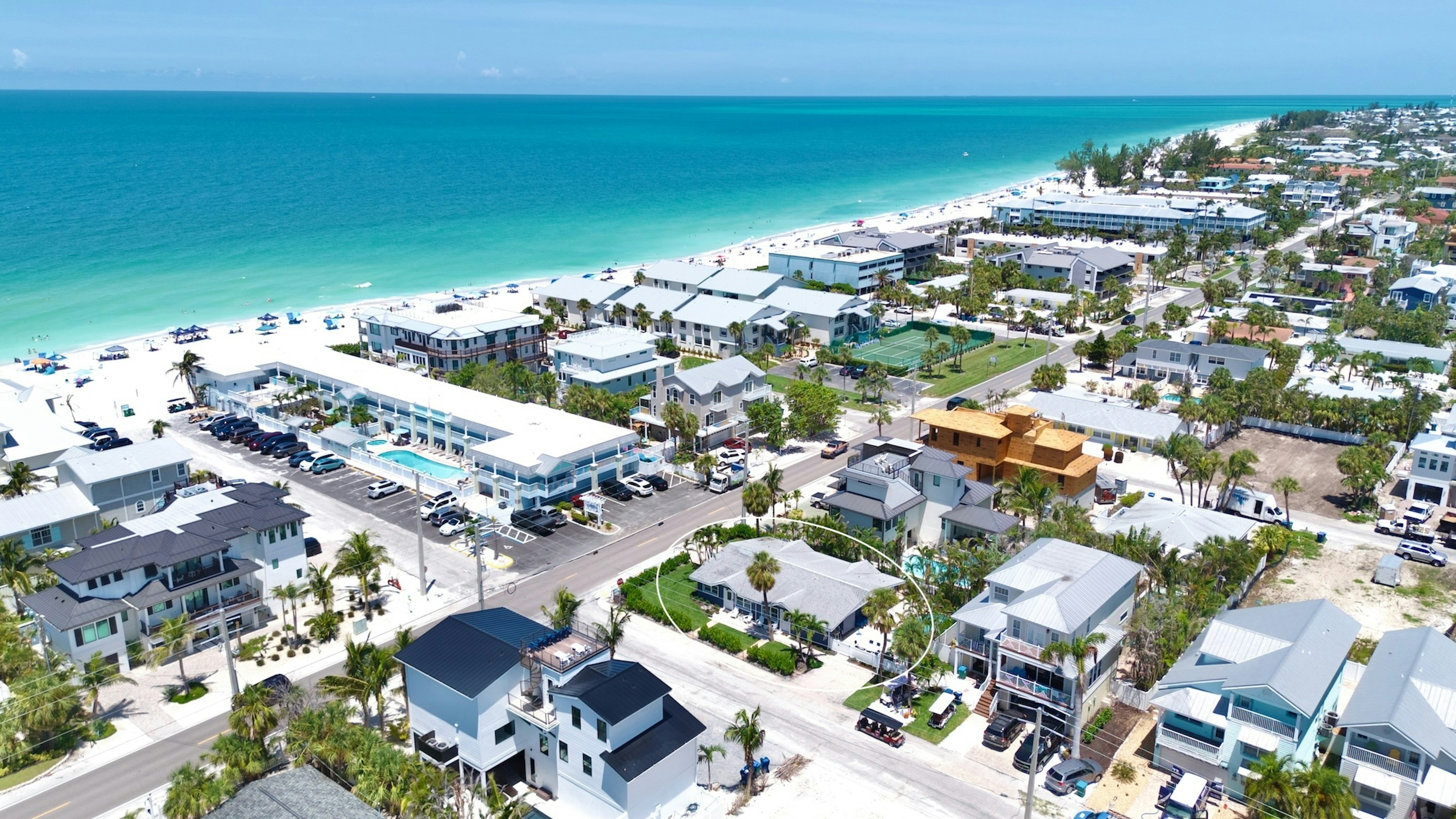 Tiki Sunshine by Anna Maria Vacations