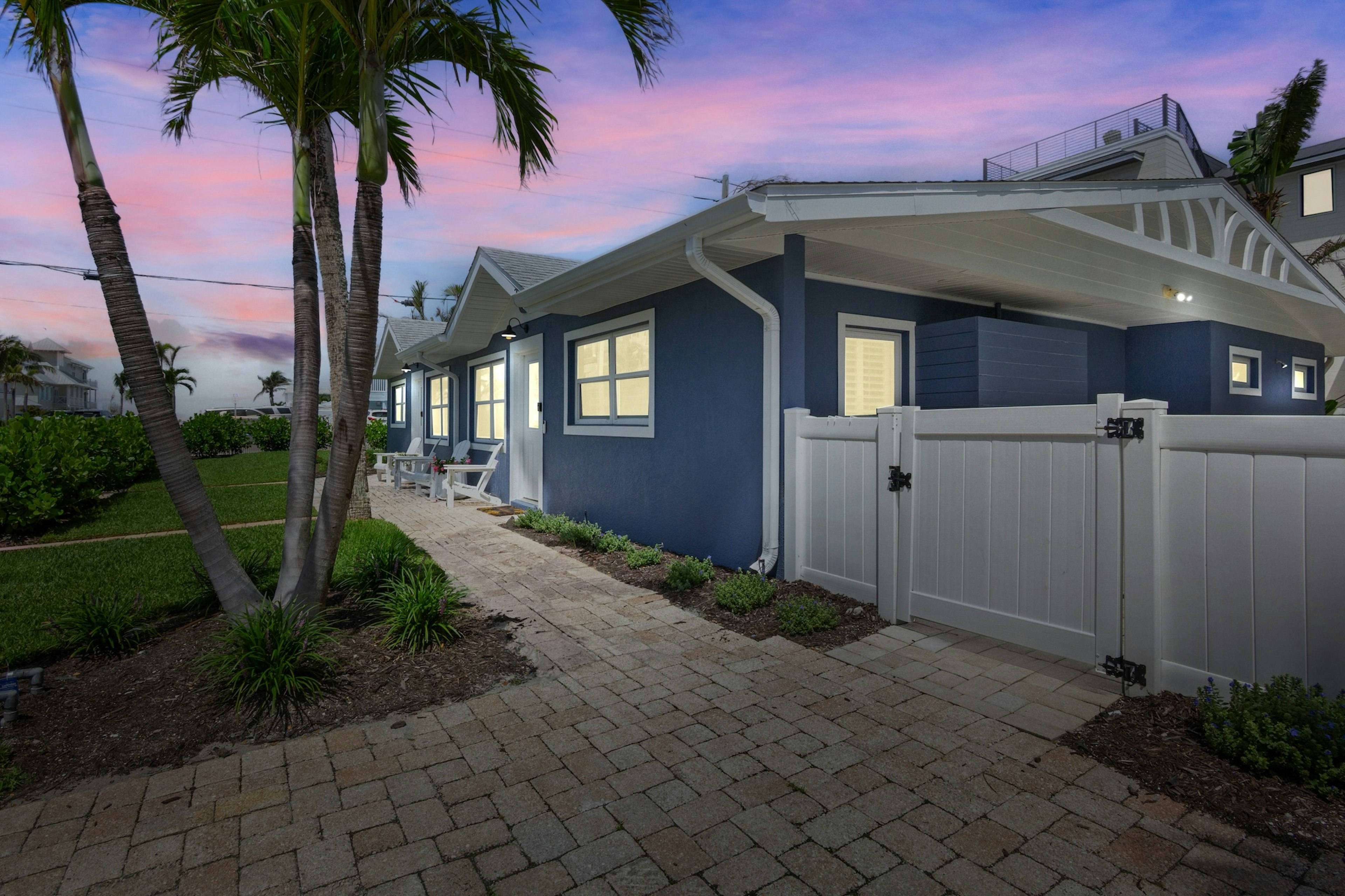 Tiki Sunshine by Anna Maria Vacations