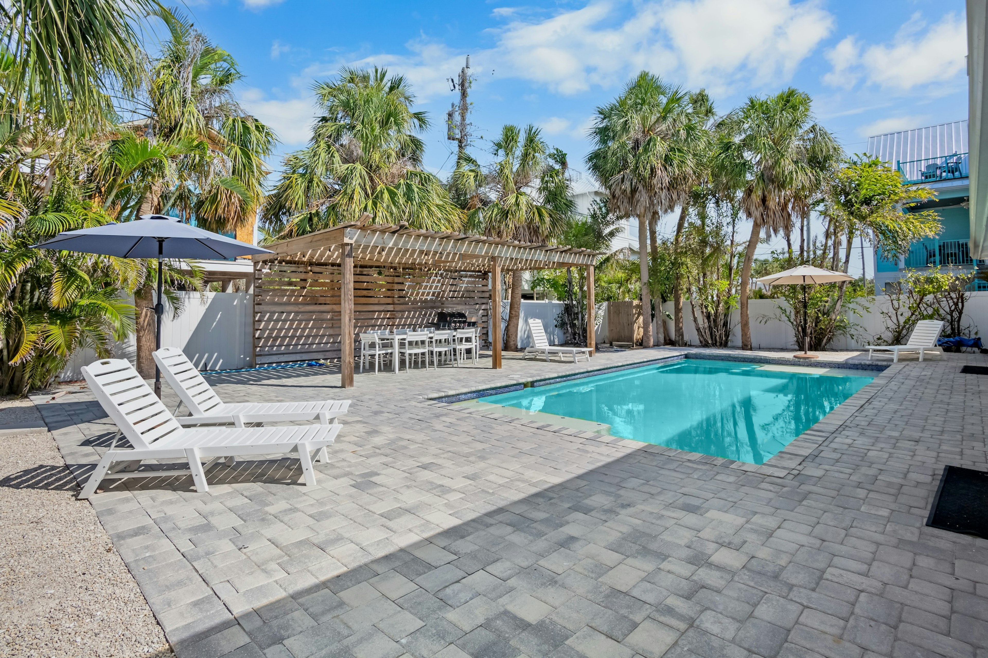 Sugar Plum Beach West by Anna Maria Vacations
