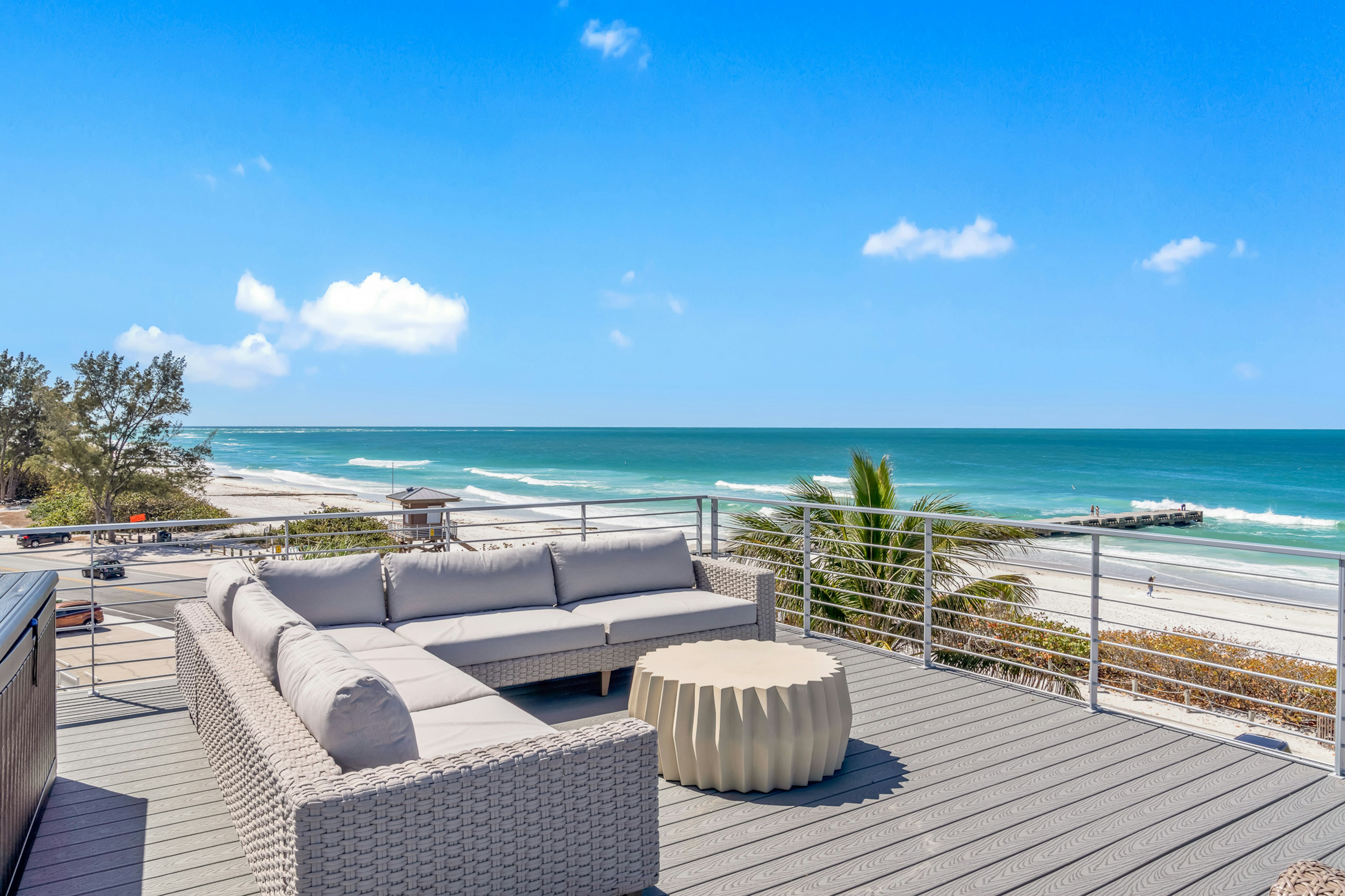 Rooftop Lounge Zone
