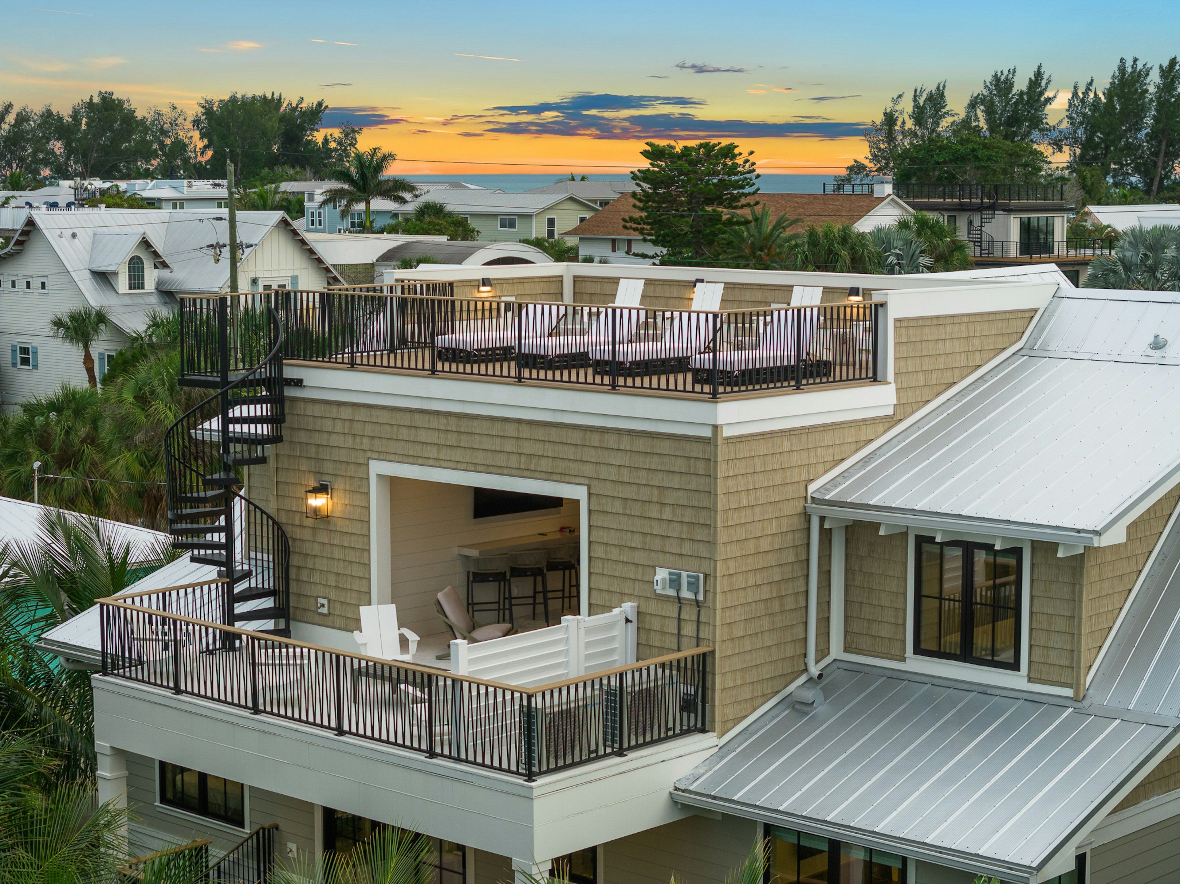 Dual Rooftop Entertaining Zones
