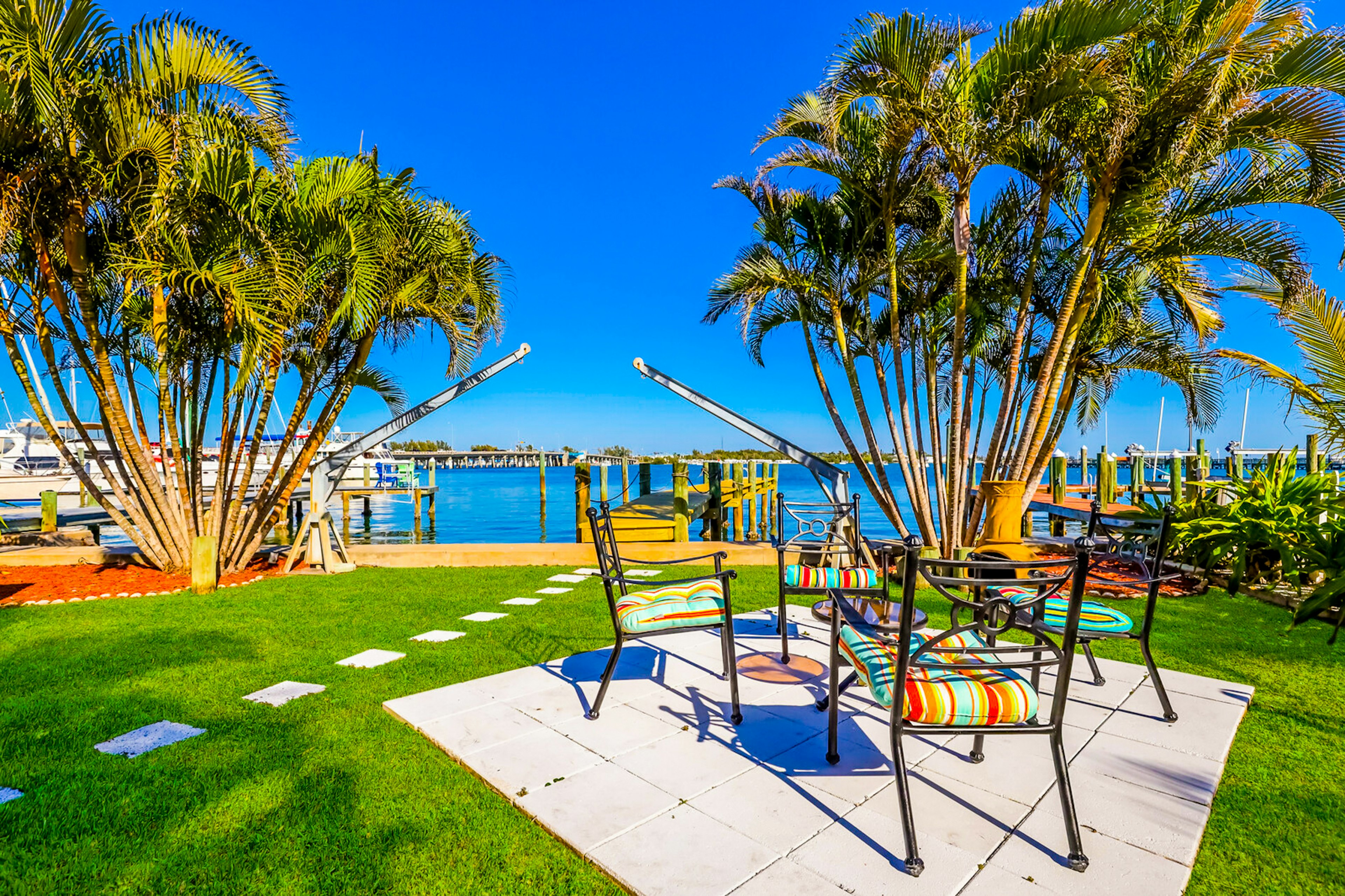 Bayfront Dining