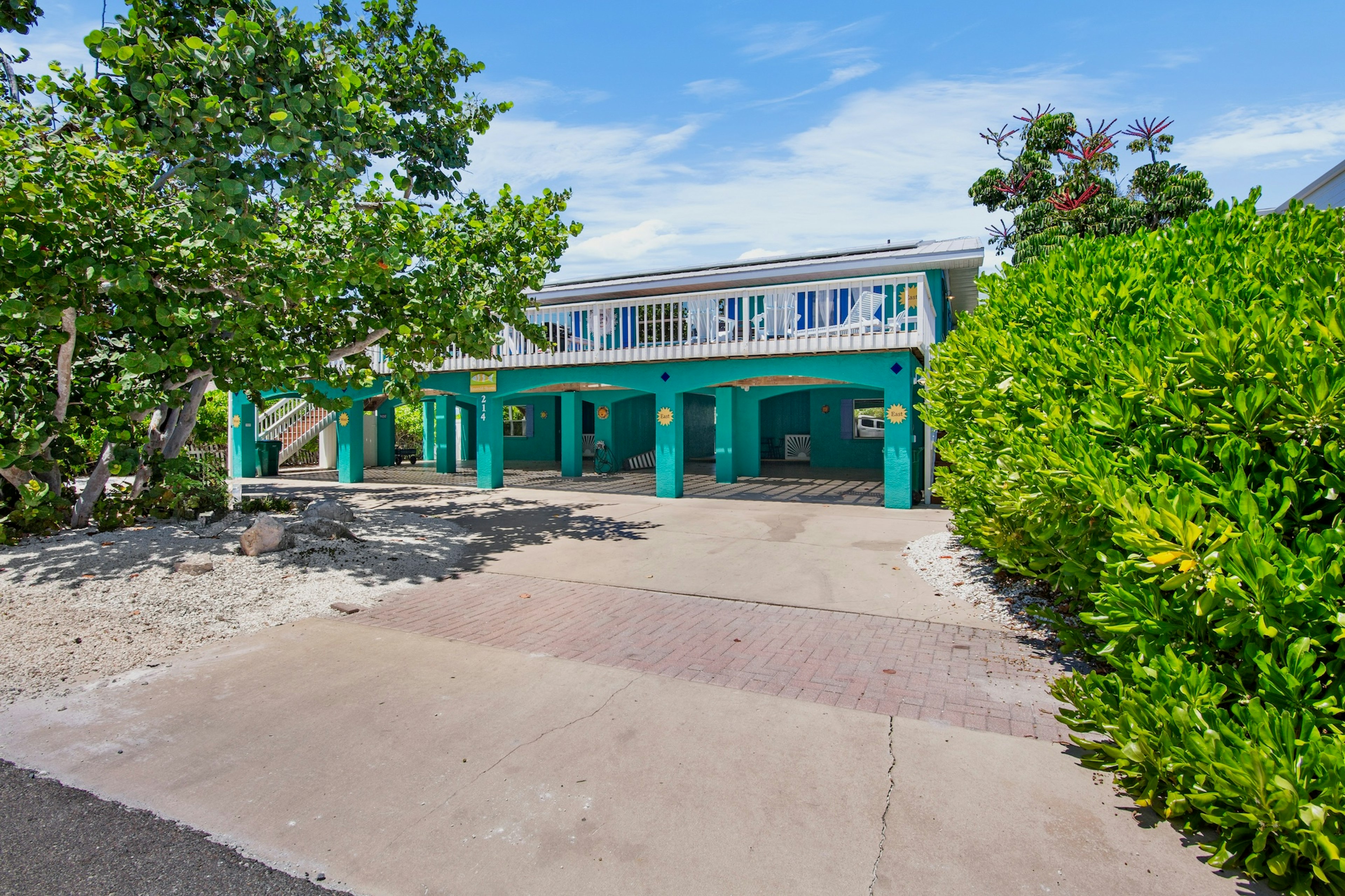 Emerald Shores by Anna Maria Island Accommodations