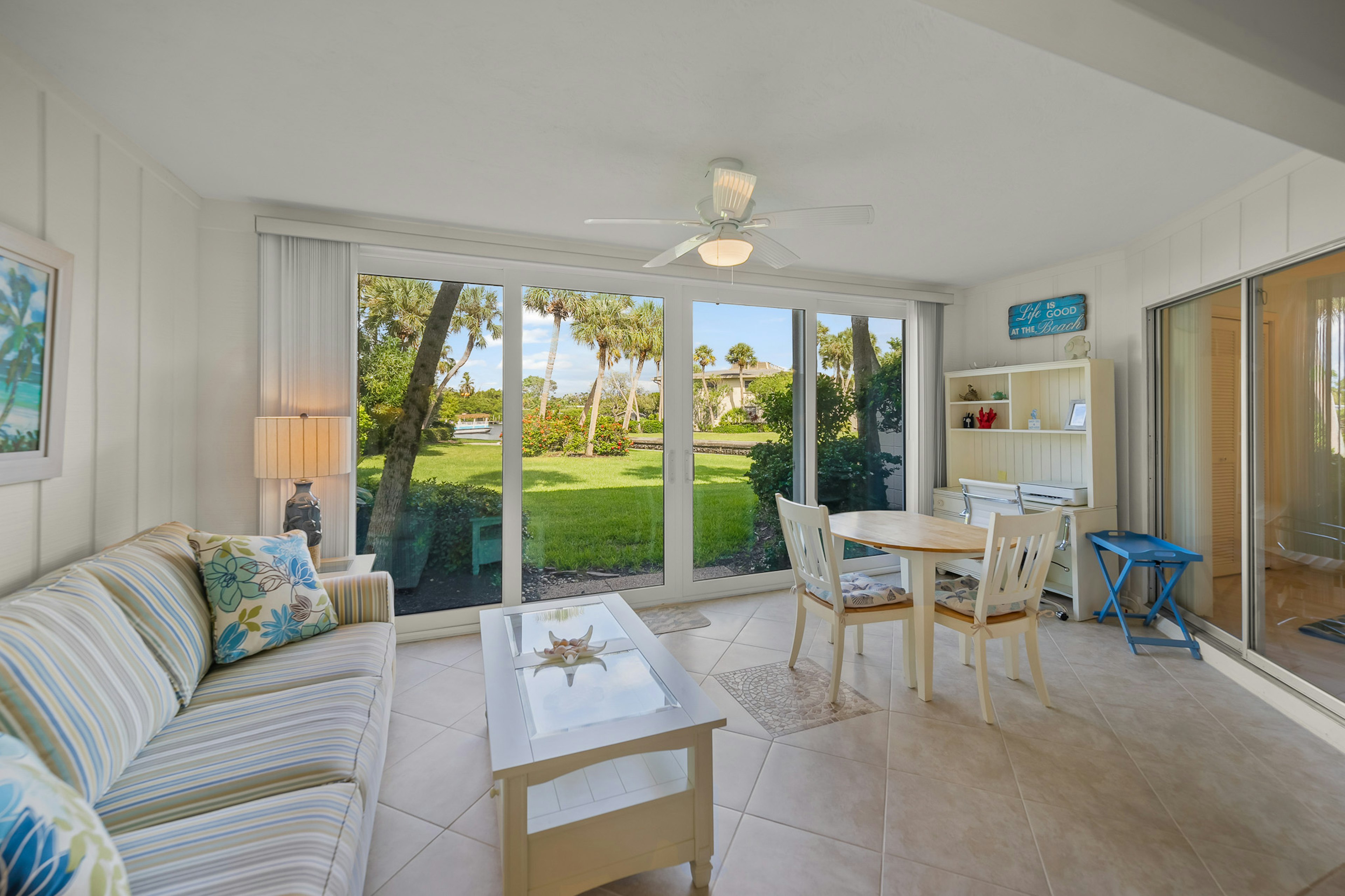 Additional Living and Dining