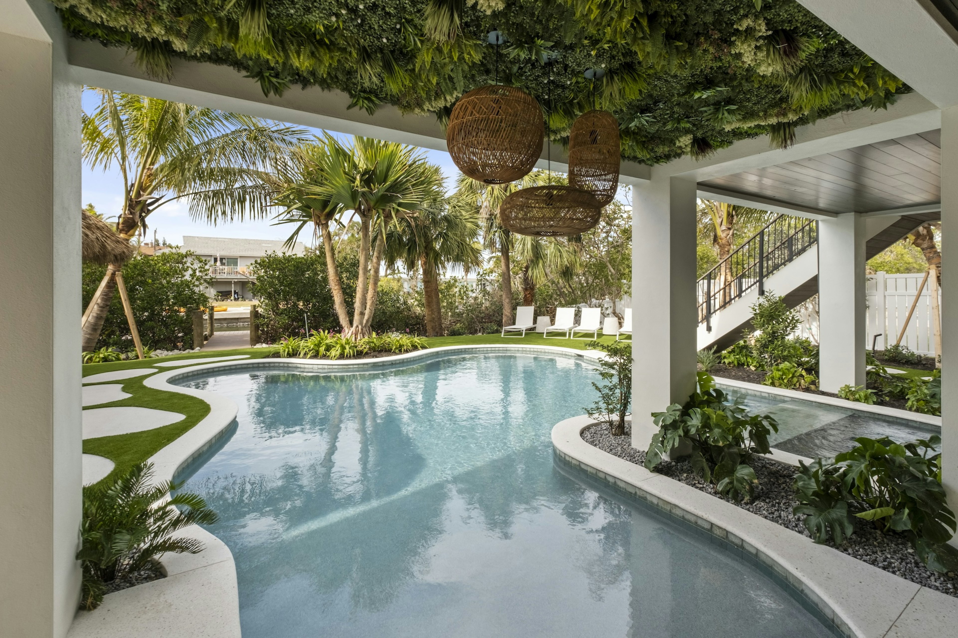 Private pool
