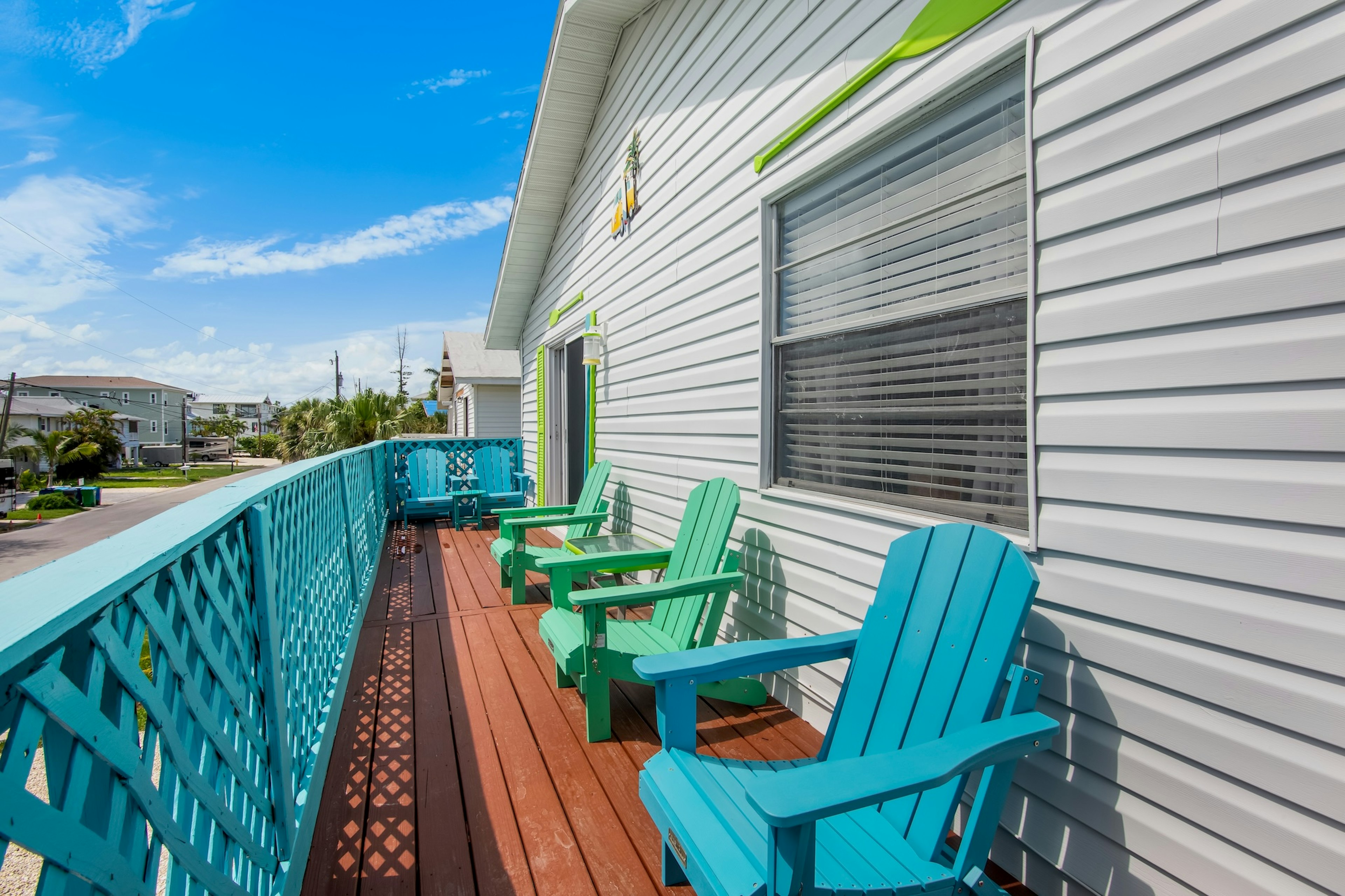 Balcony, Seating