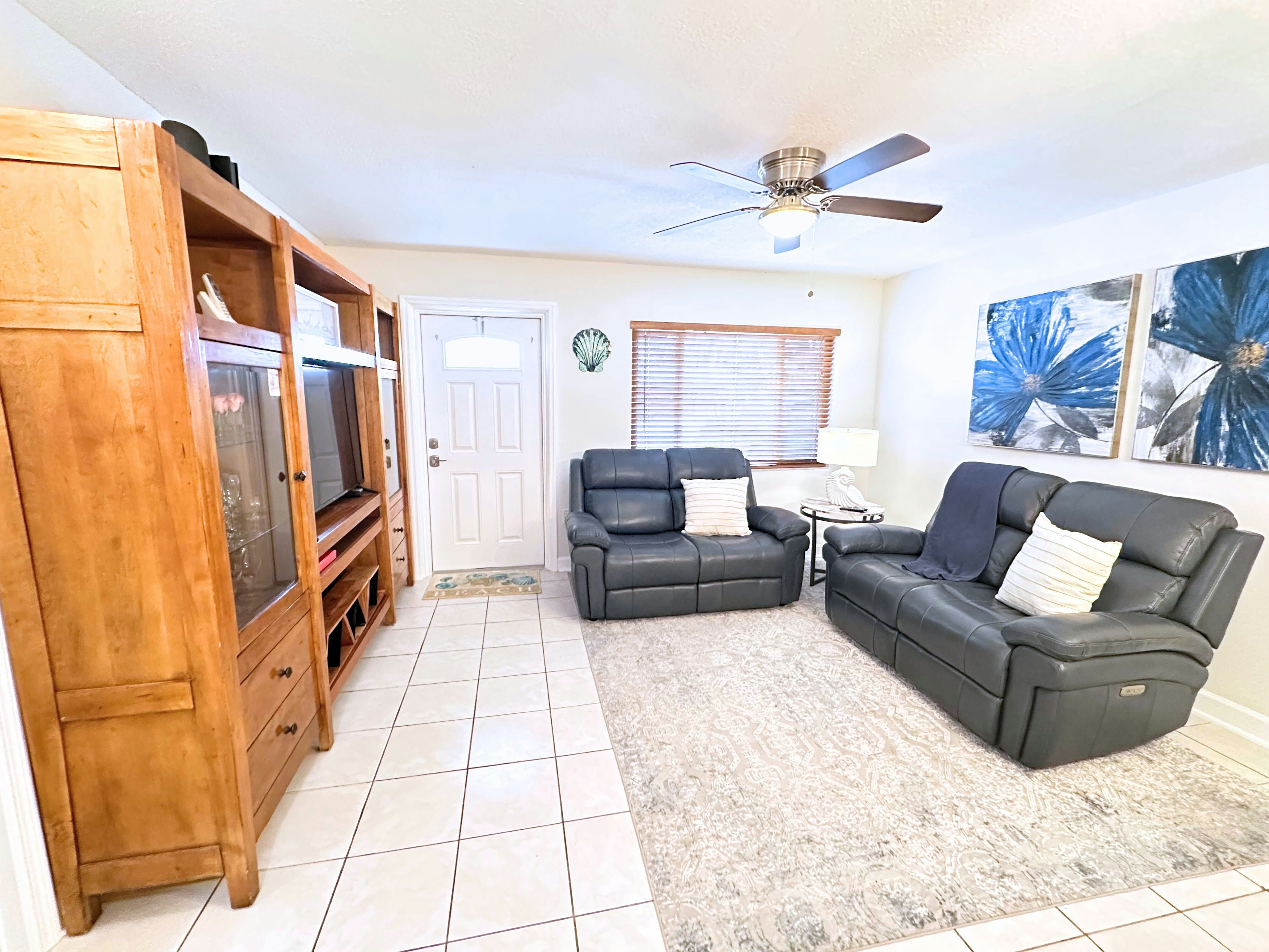 Palm Cay 2-AMI Accommodations