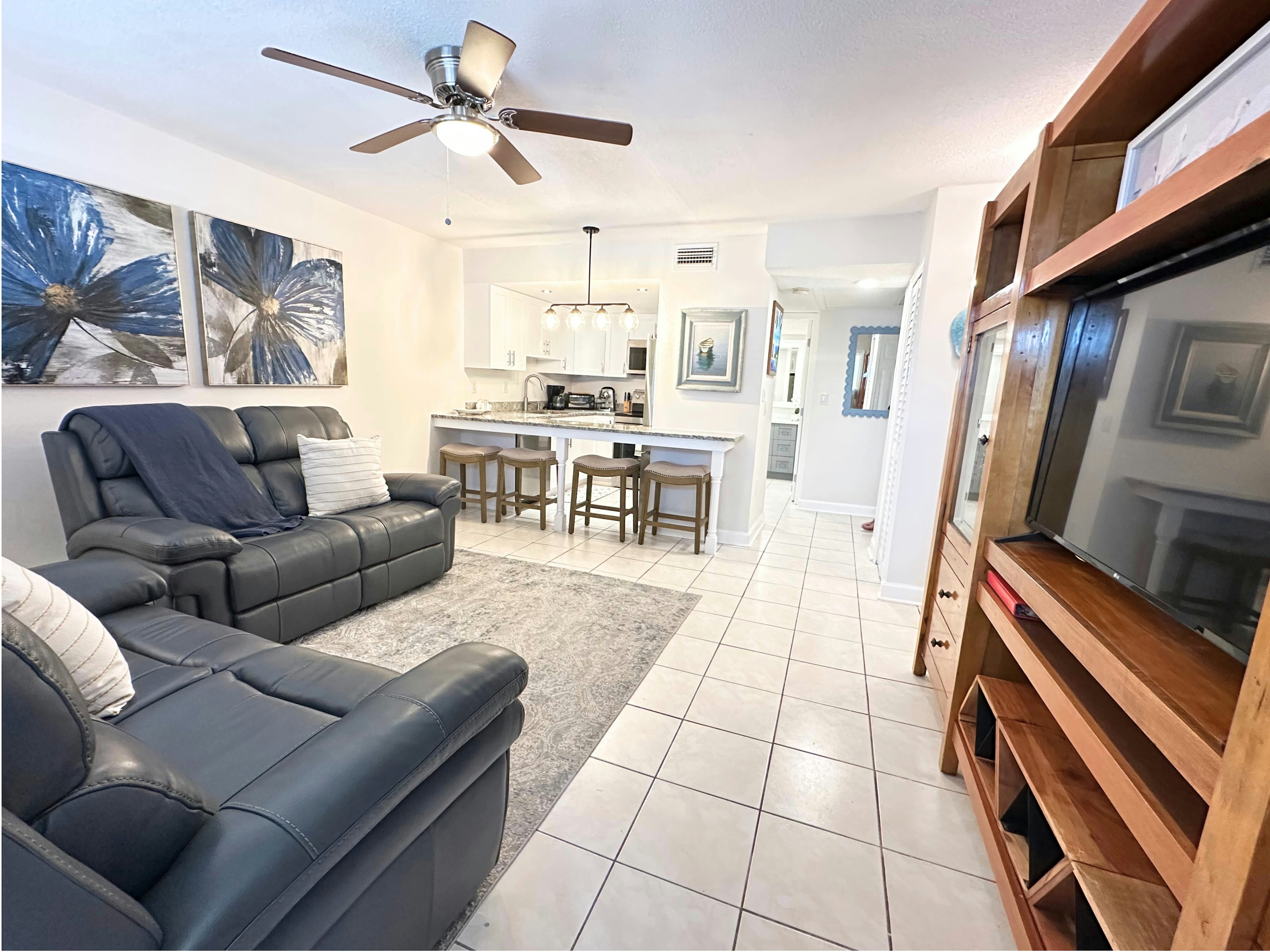 Palm Cay 2-AMI Accommodations