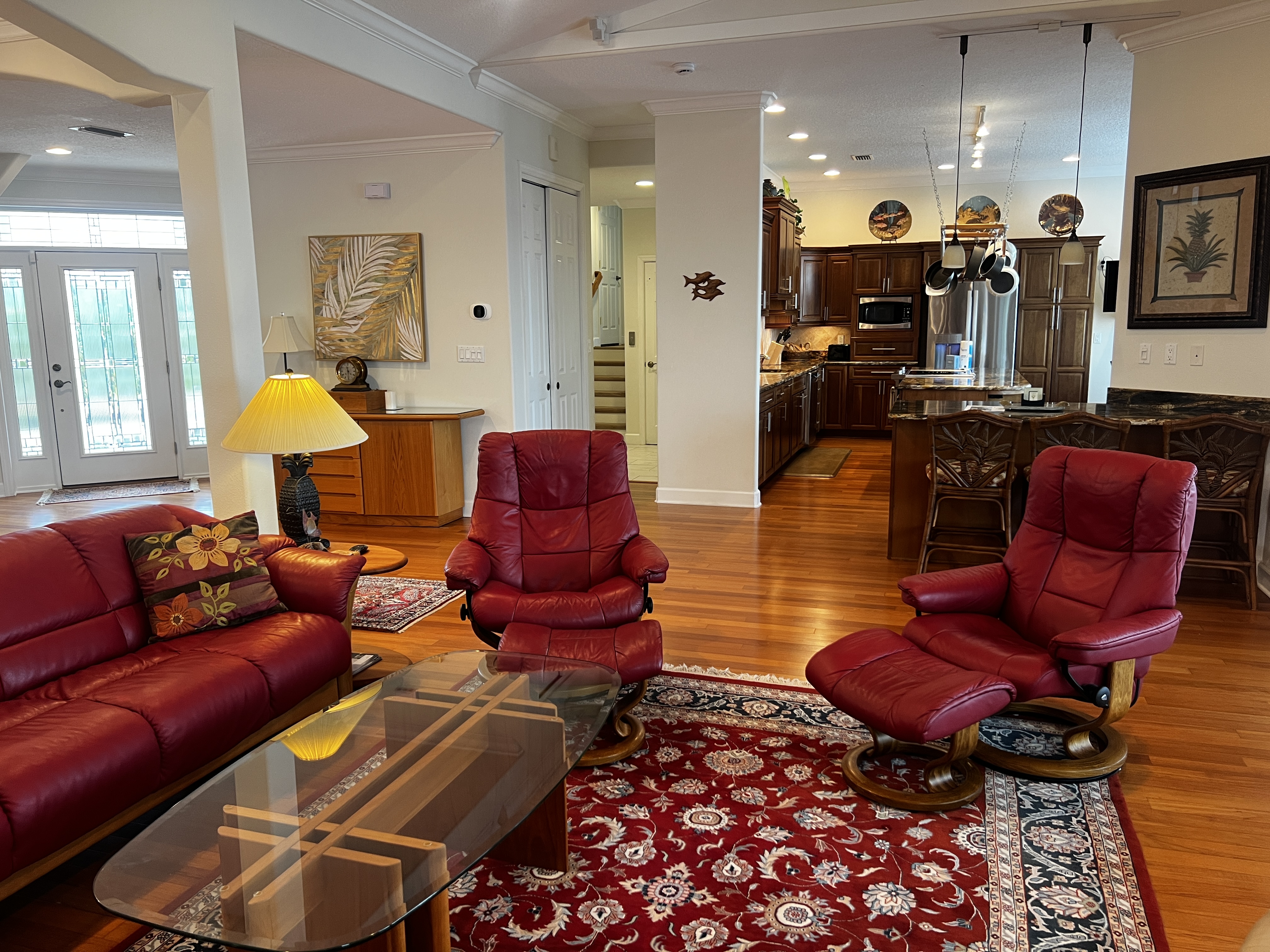 White Pelican House photo 3