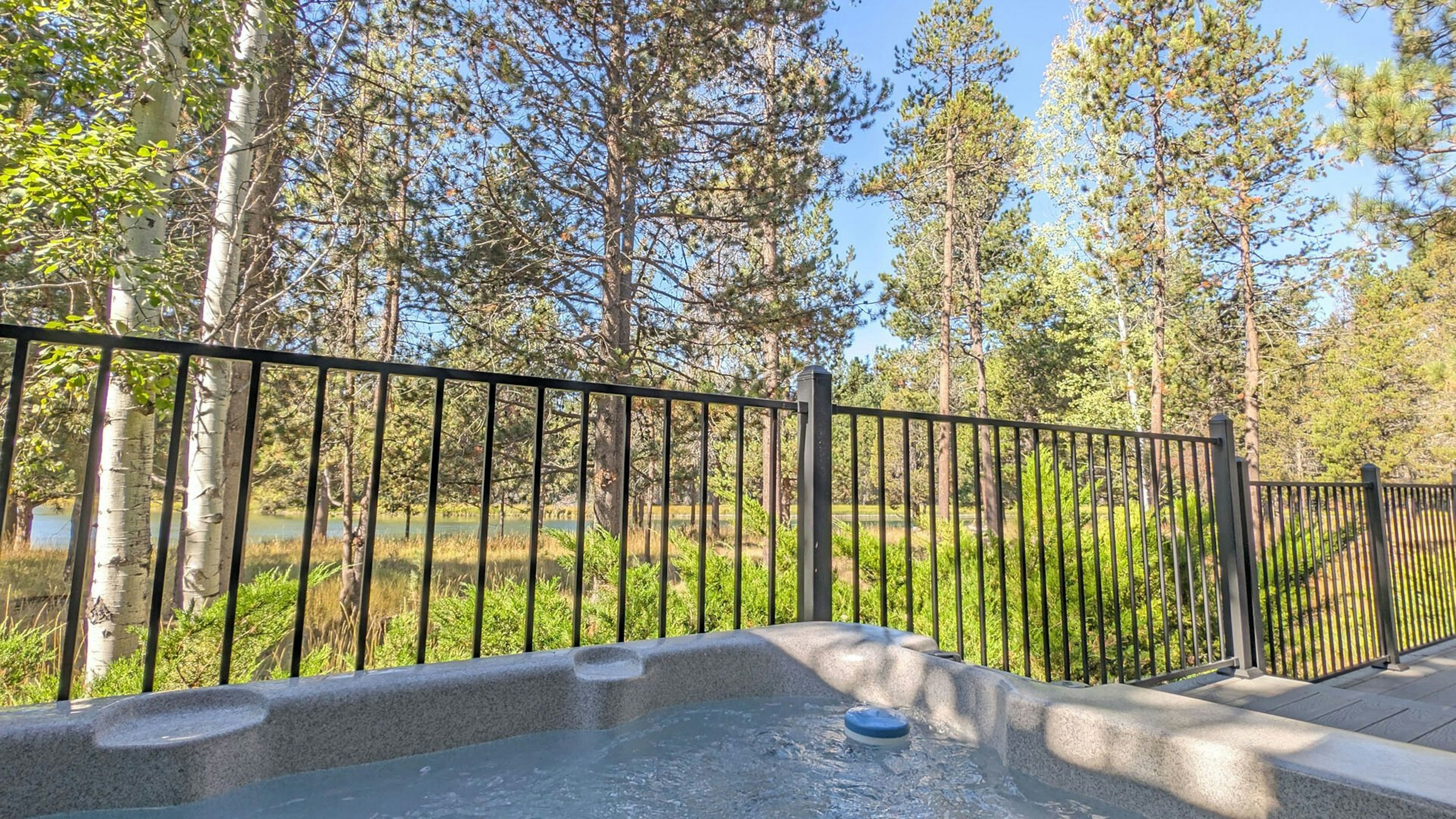 Siskin 12 - Hot Tub with incredible view