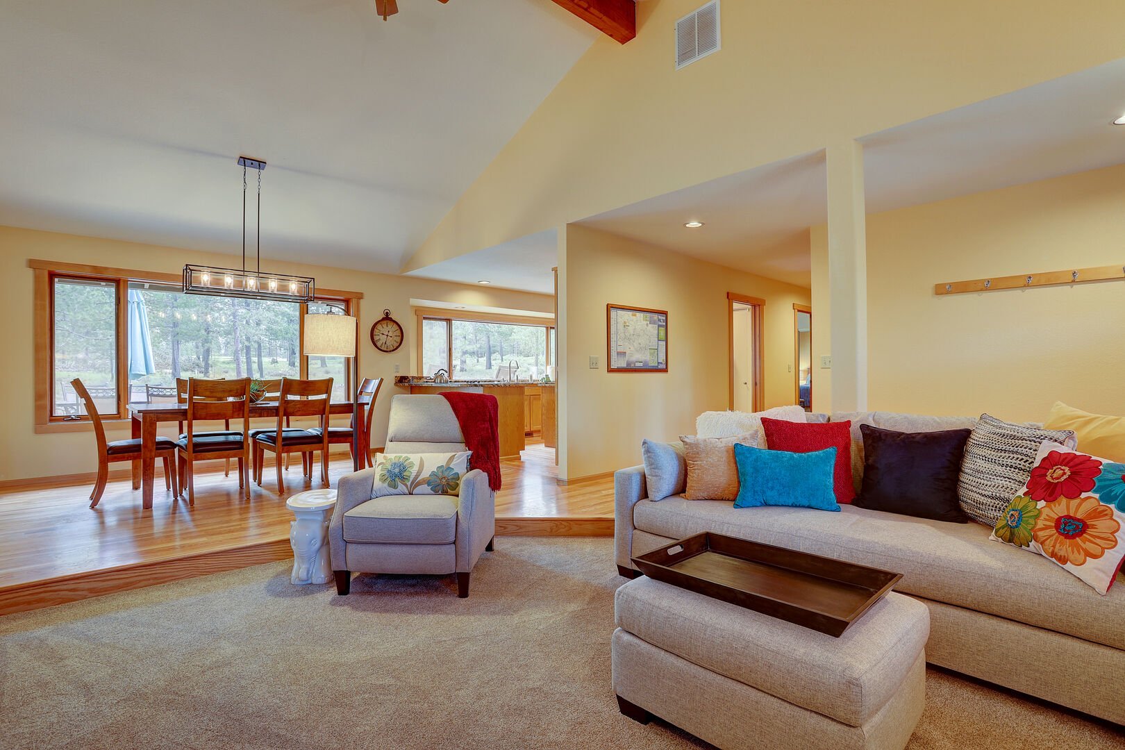 16 Yellow Pine photo 3