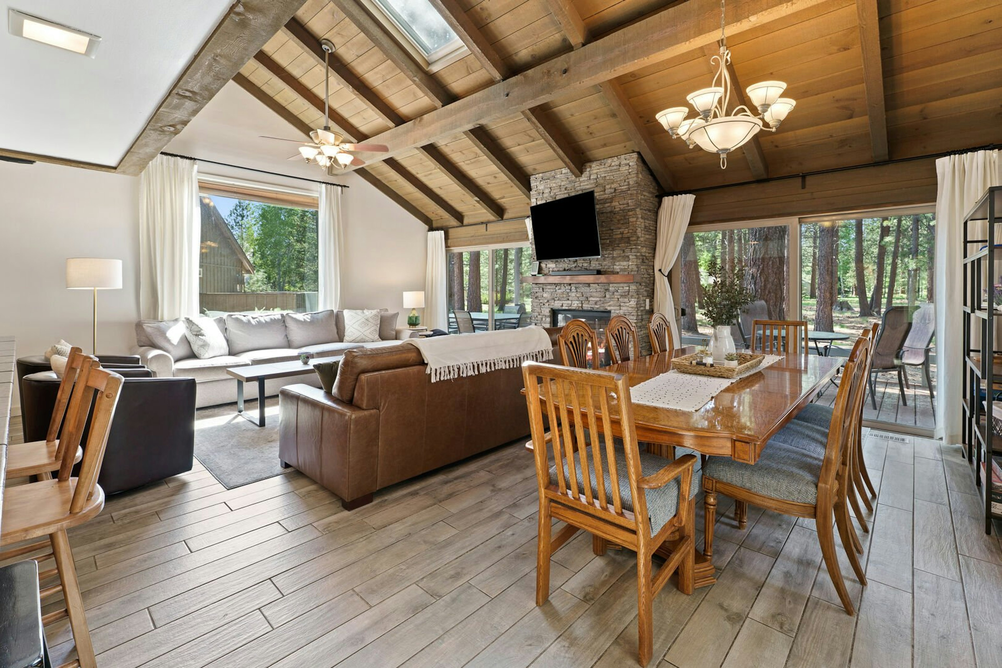 2 Landrise, photo 2