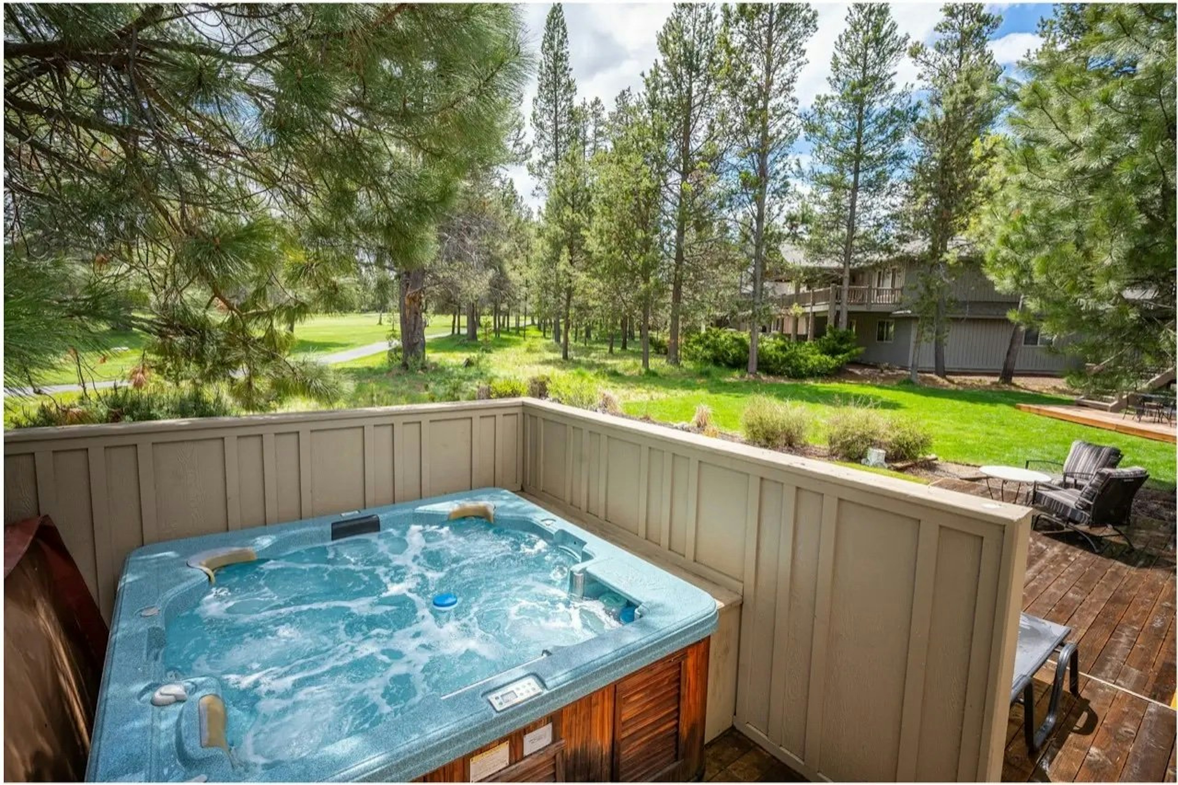 20 Red Cedar, photo 5