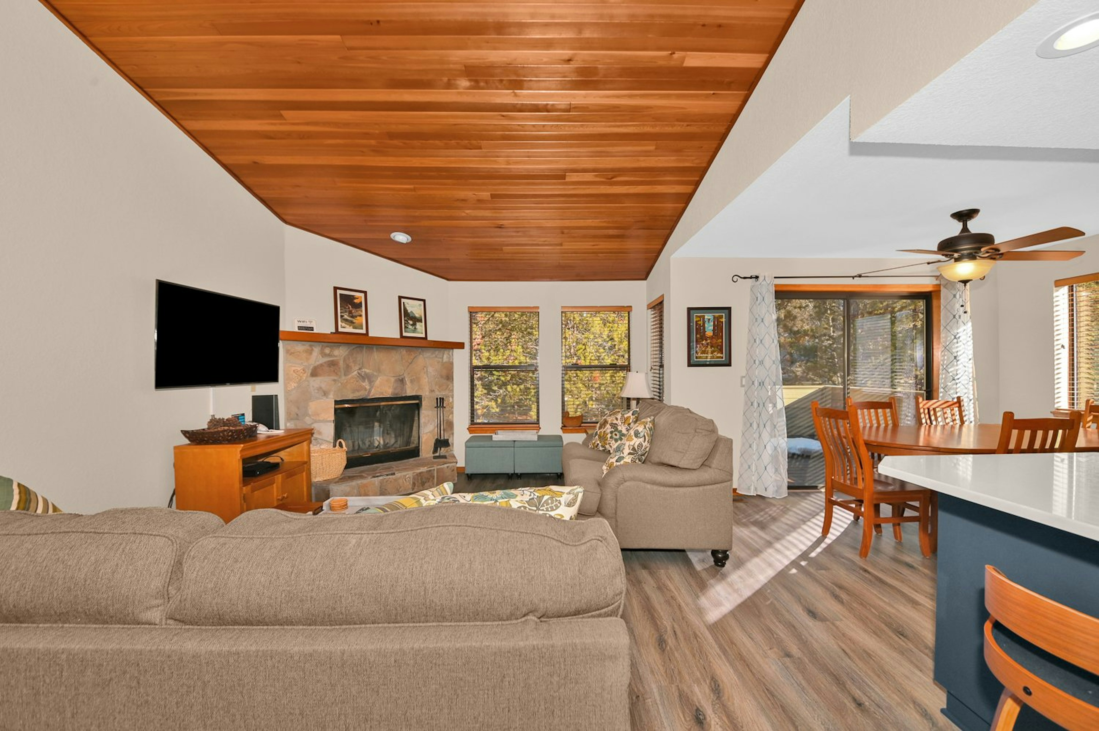 Fairway Village 25 - Upstairs open living area